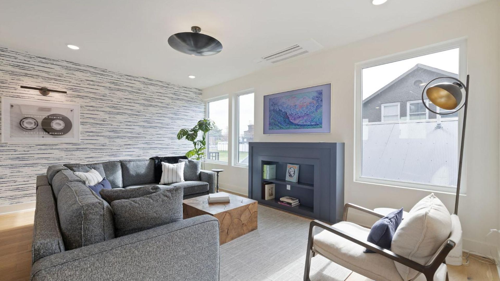 The Ashford - Brand New Gem Walk To Weho *