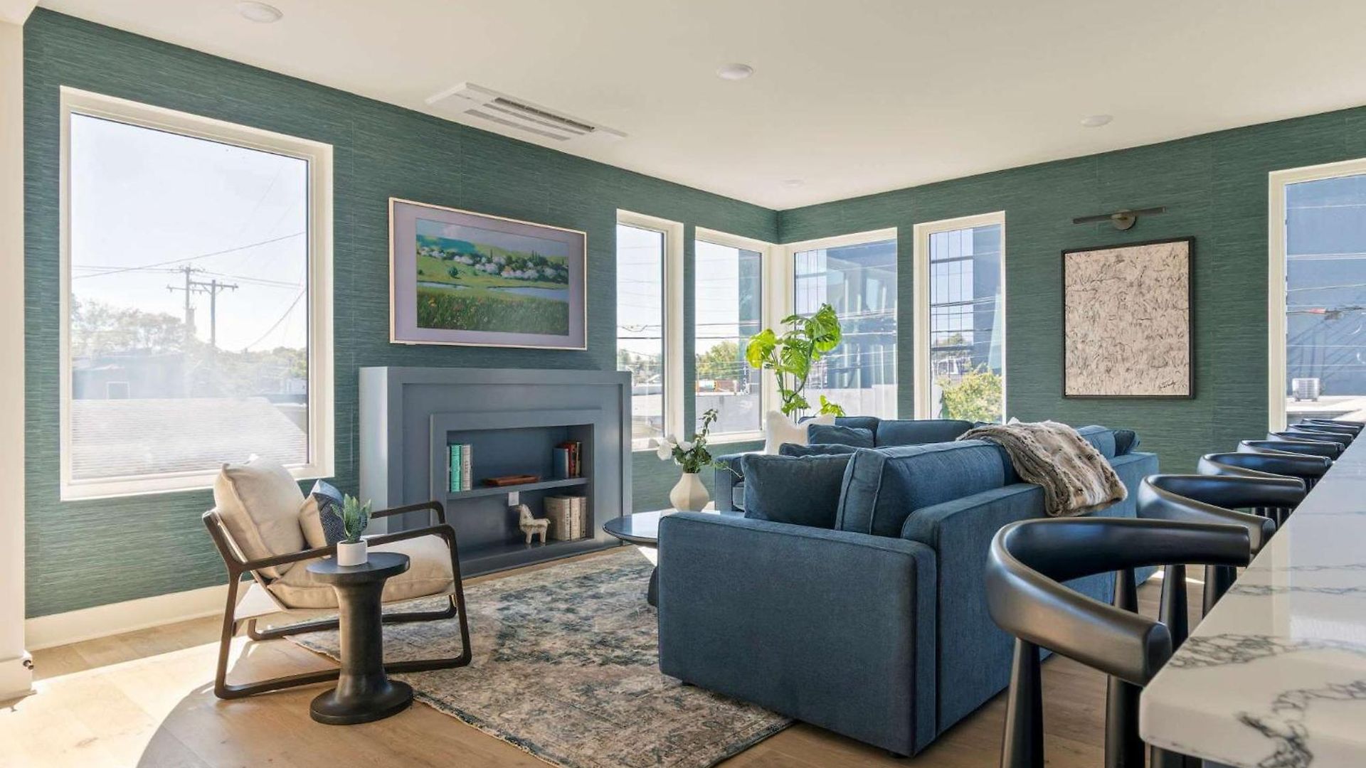 The Linden - Rooftop Views Refined Design New