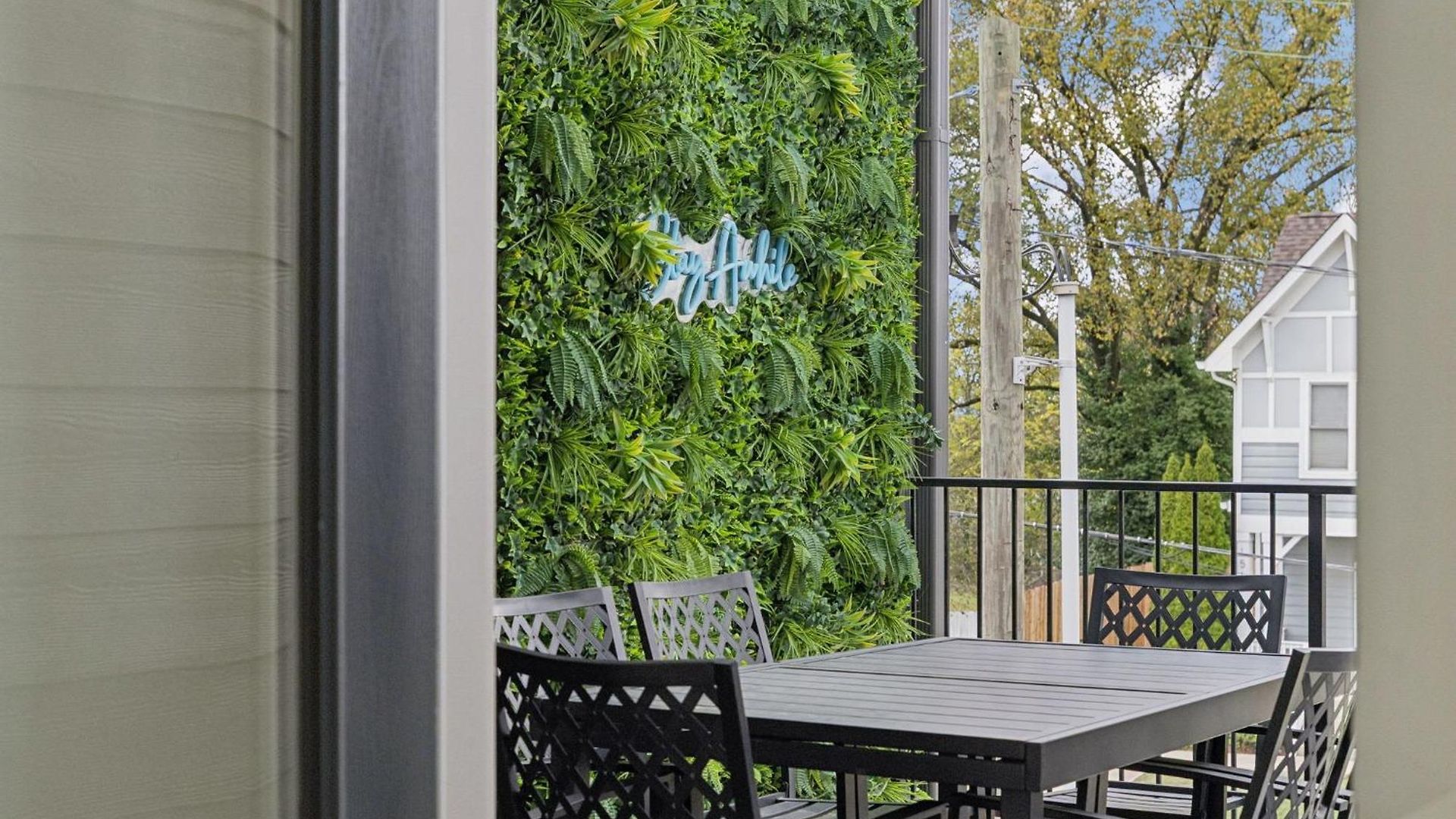 New Nash Modern Luxurious Space W Rooftop Views * Nashville