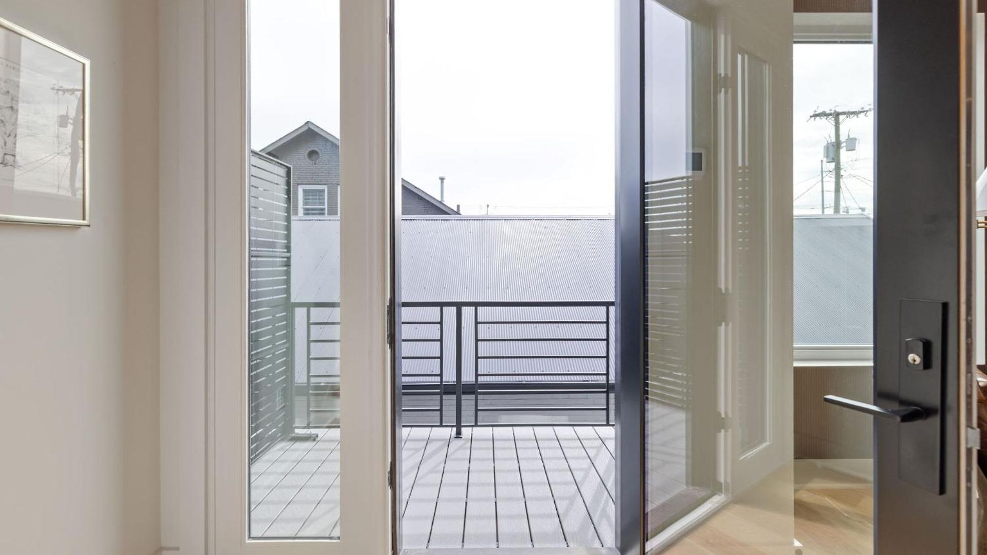 The Chestnut - Brand New Rooftop Skyline Views Holiday home