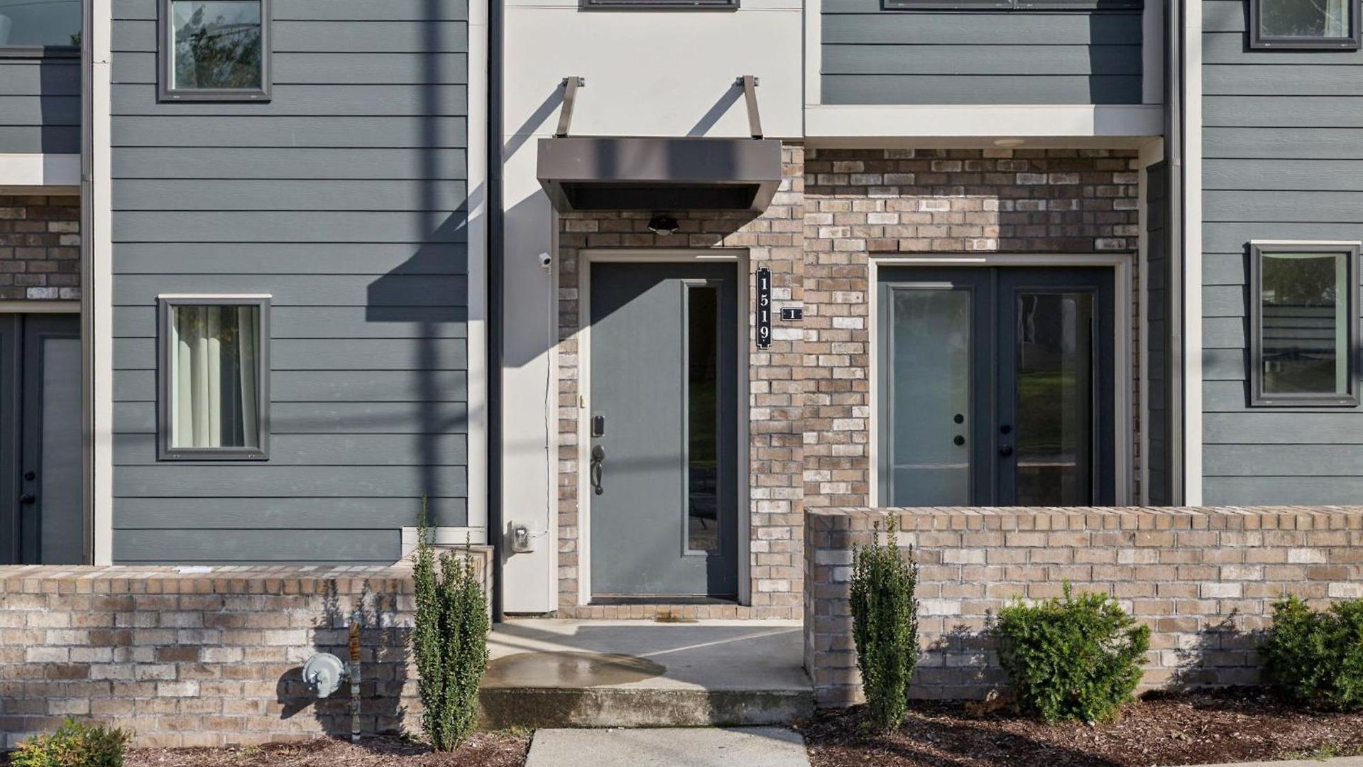 New Nash Modern Luxurious Space W Rooftop Views