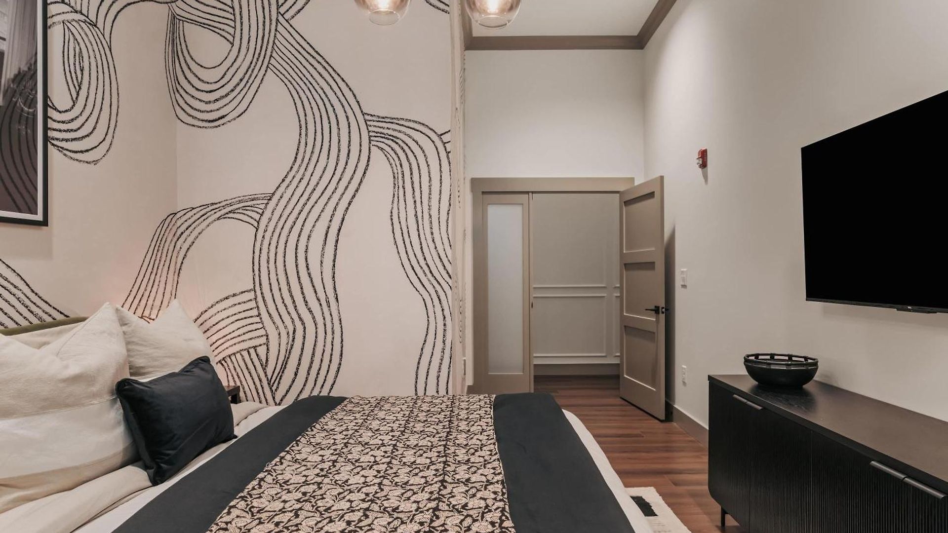 Starr Piano - Roxie And Carraway - 8 Bedrooms * Nashville