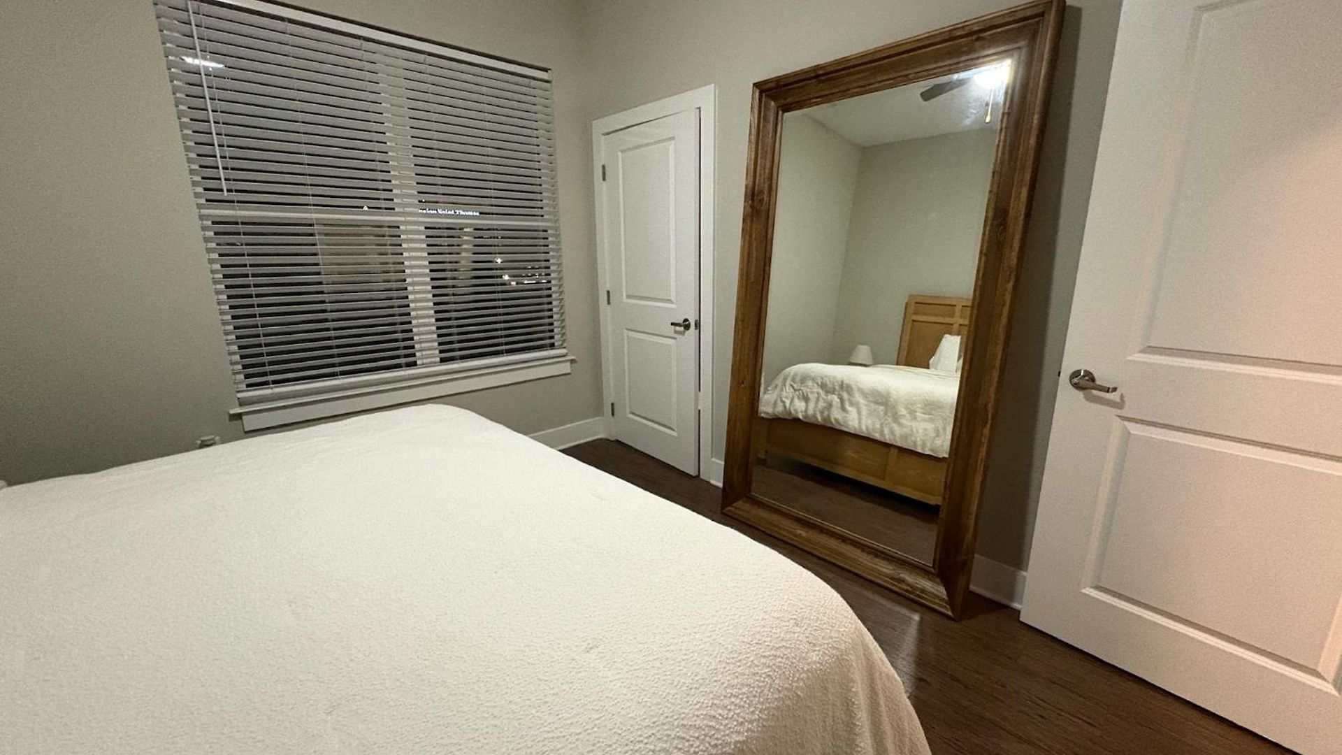 Apartment -new-the Nash Luxe, Pool, Gym, Nightlife! *