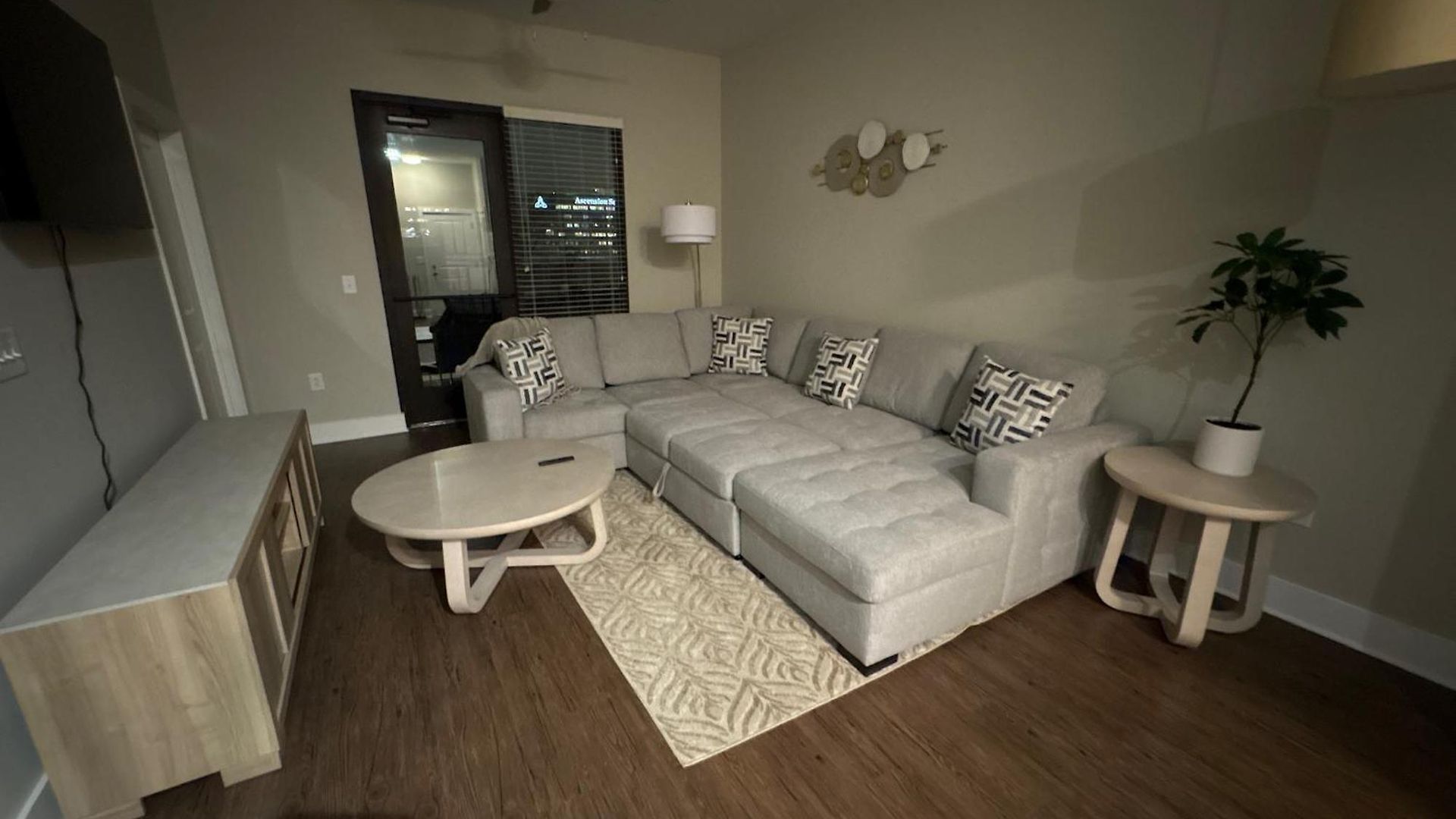 Apartment -new-the Nash Luxe, Pool, Gym, Nightlife! Nashville