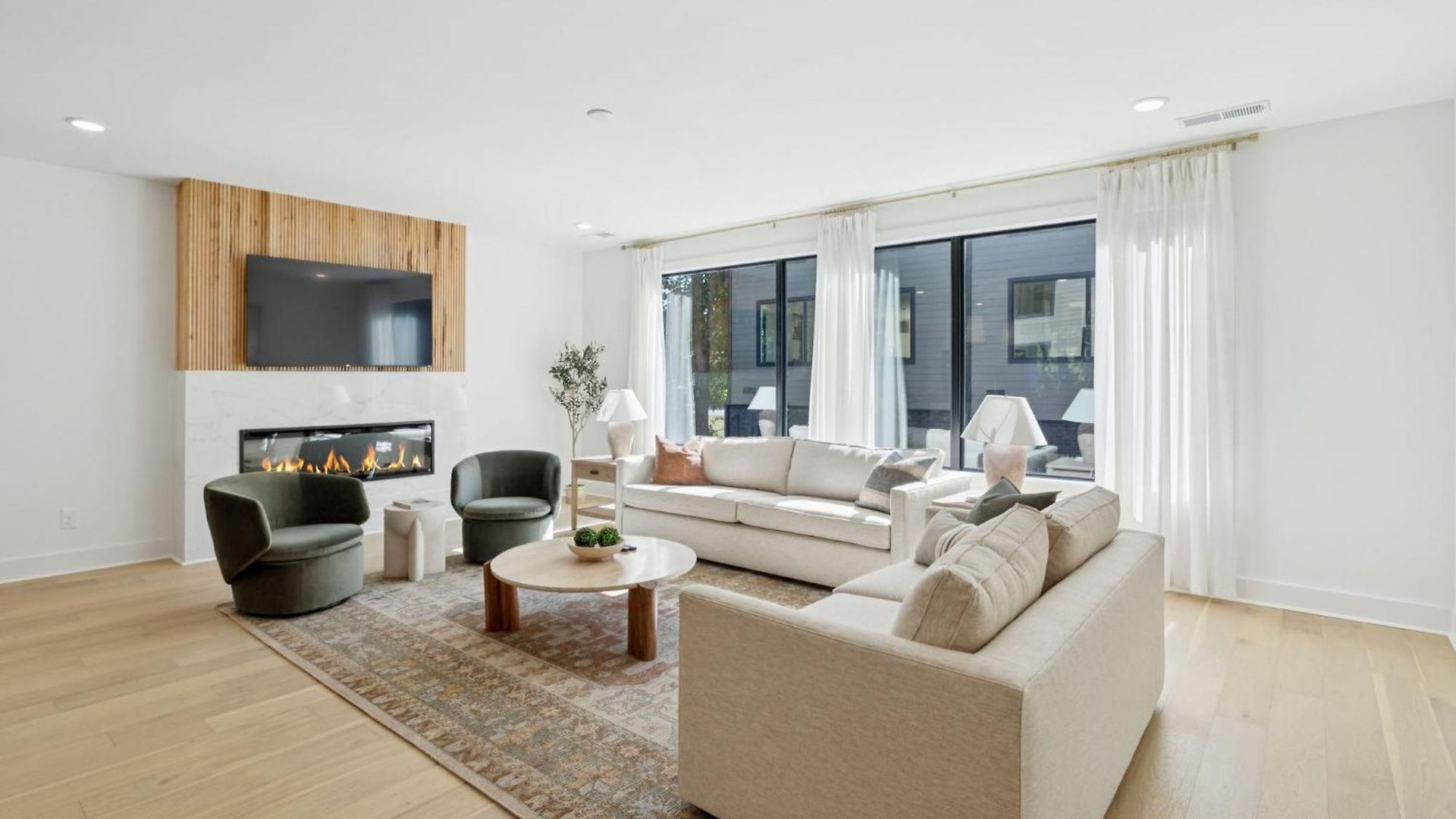 Getaway Rooftop Views & Modern Comfort * Nashville