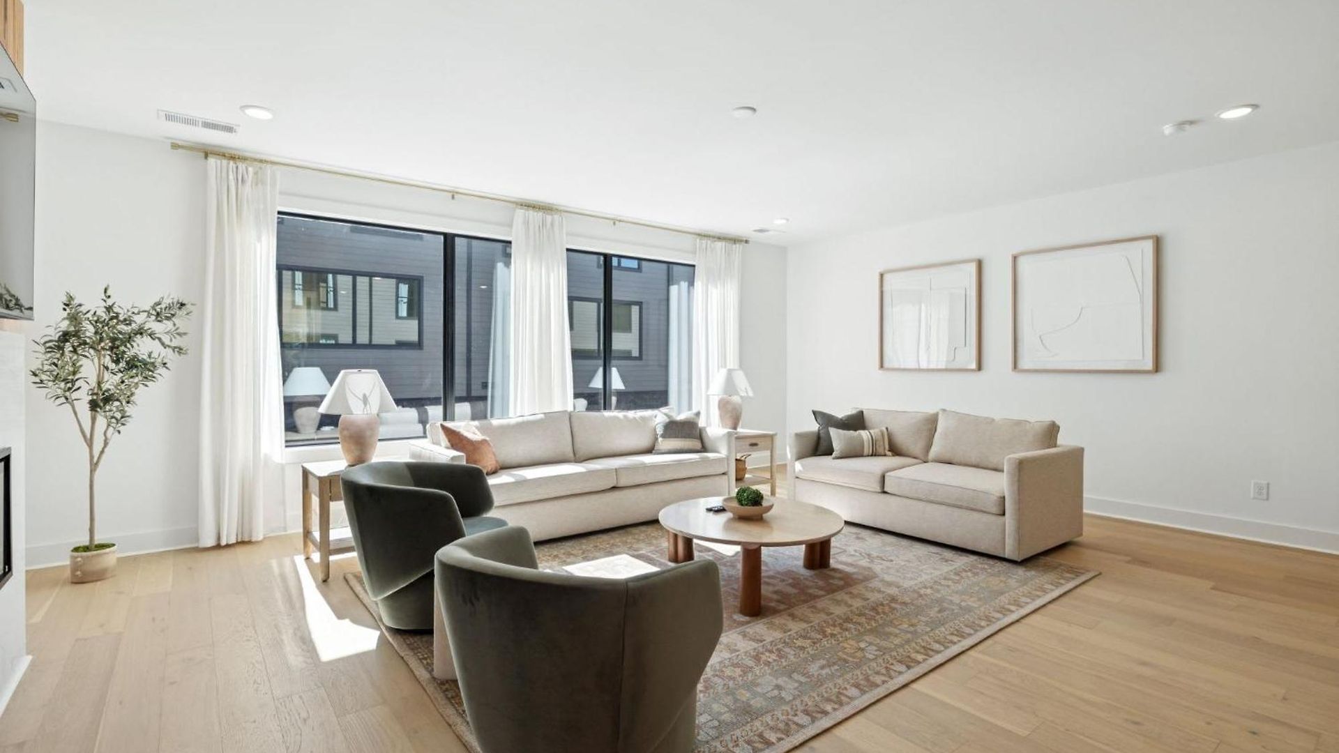 Getaway Rooftop Views & Modern Comfort * Nashville