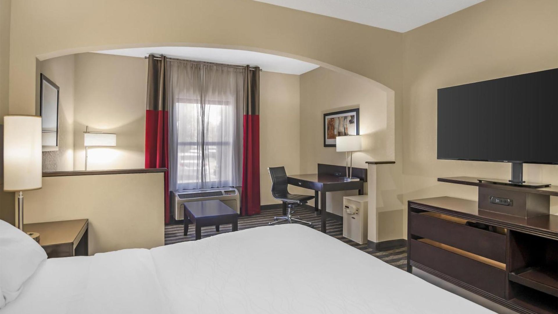 Western Near Opryland Hotel 3*
