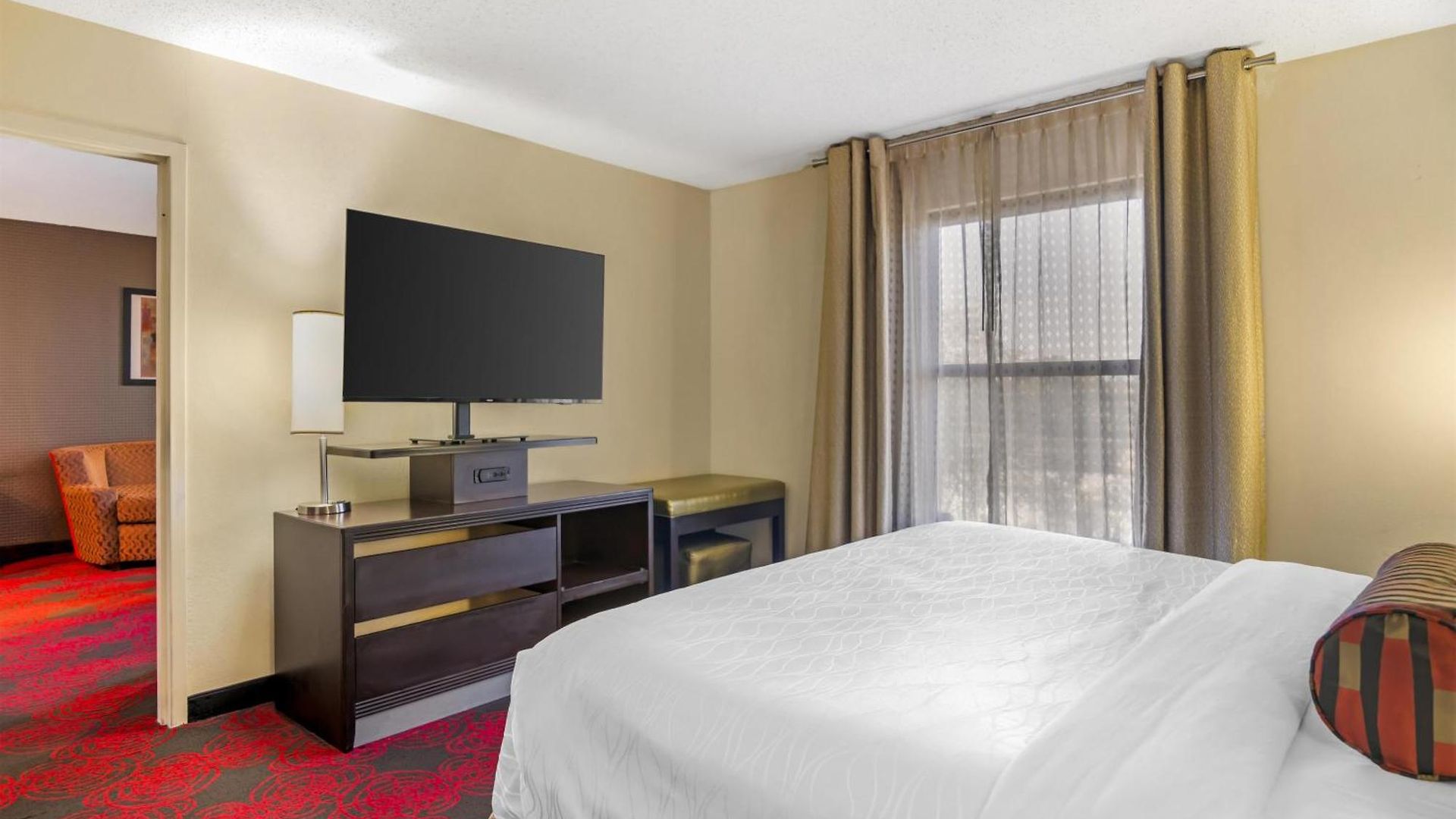 Western Near Opryland 3*