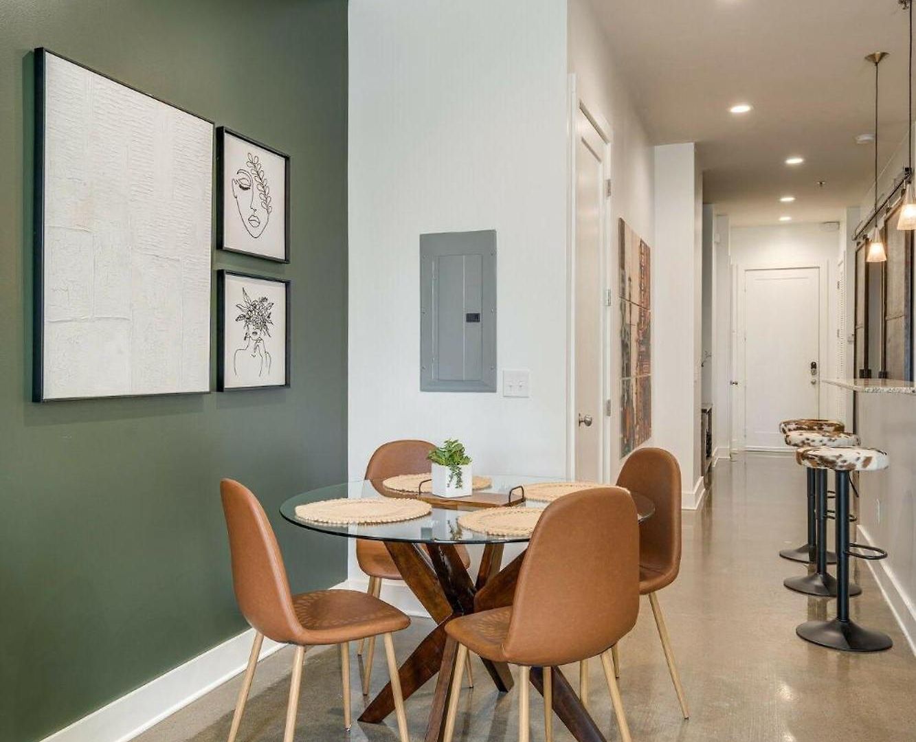 Lofts At 30th -horizon- 2 Bedroom Executive *