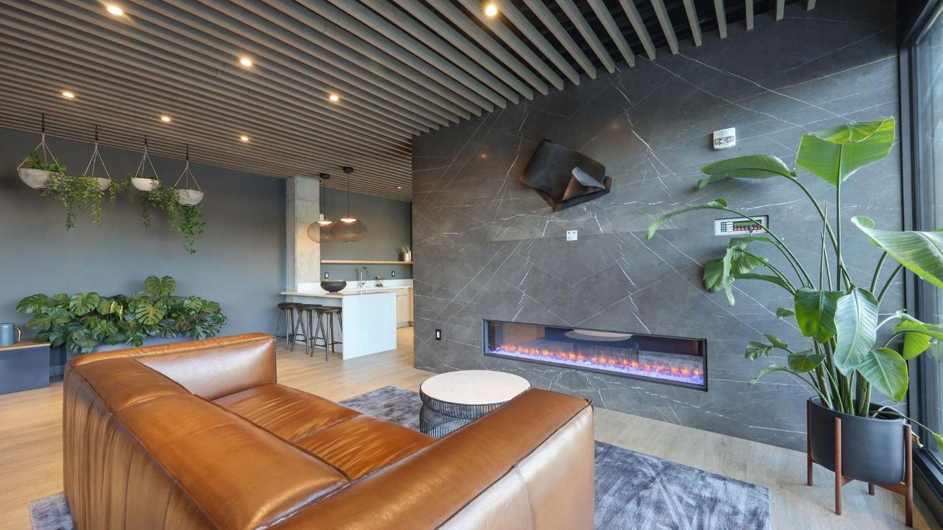 Holiday home Hyve-retro Modern-full Gym-walk To Broadway *