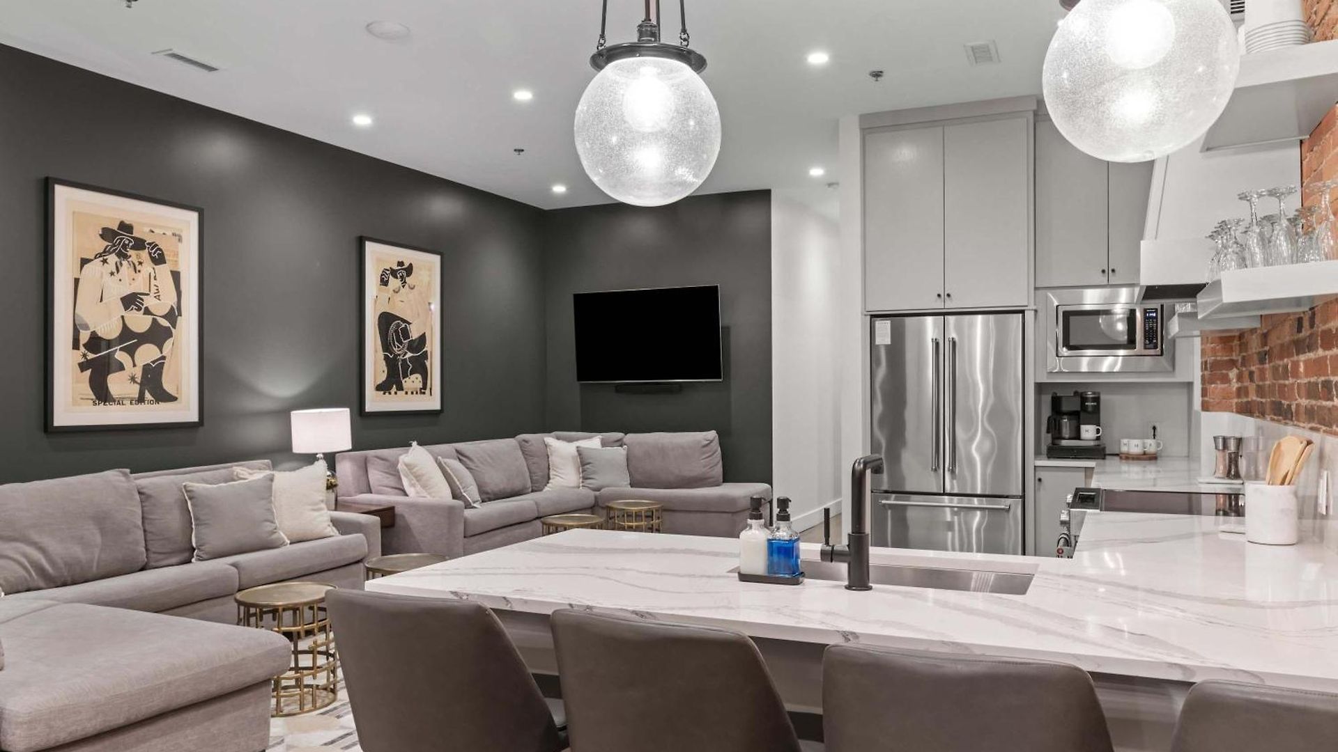 French's Luxury - Steps From Broadway Nashville