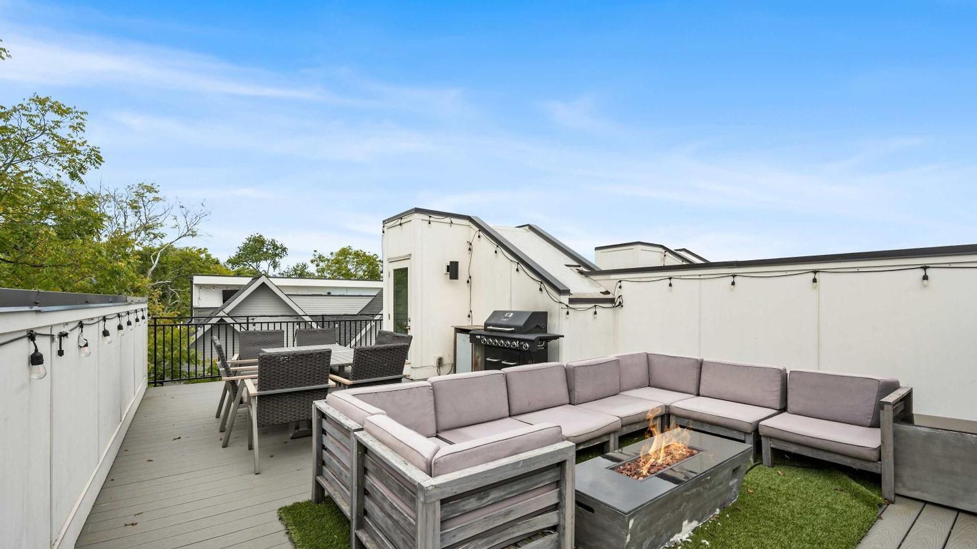 Stylish 4br - Rooftop Deck Near Downtown Nashville