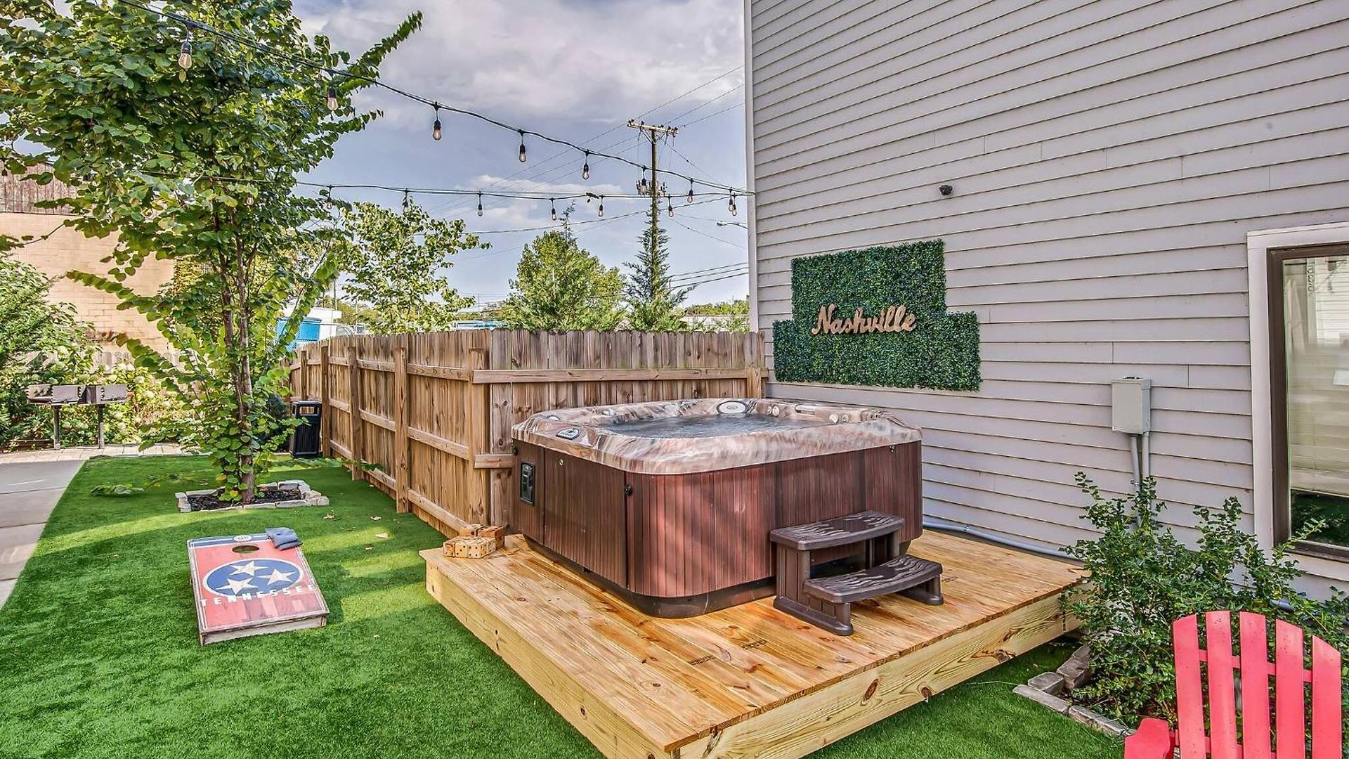 Holiday home 10m To Dt-hottub/pool Tb/karaoke -johnny Cash Hm