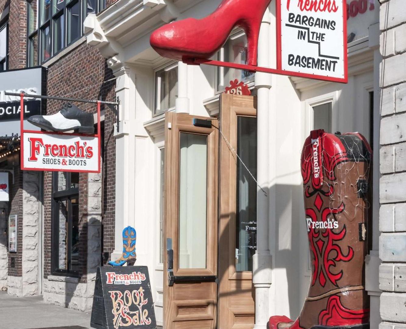 French's Luxury - Steps From Broadway