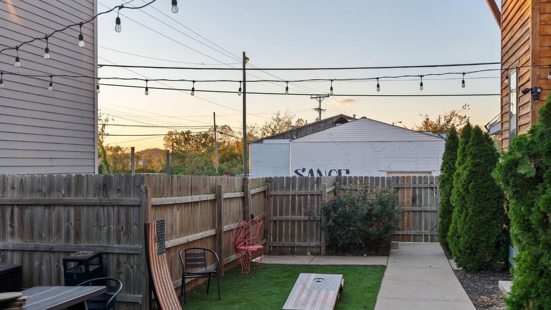 10m To Dt-hottub/pool Tb/karaoke -johnny Cash Hm Holiday home *