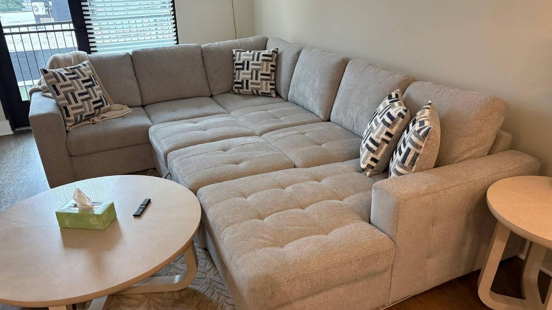 The Nash Luxe, Pool, Gym, Nightlife! Apartment Nashville