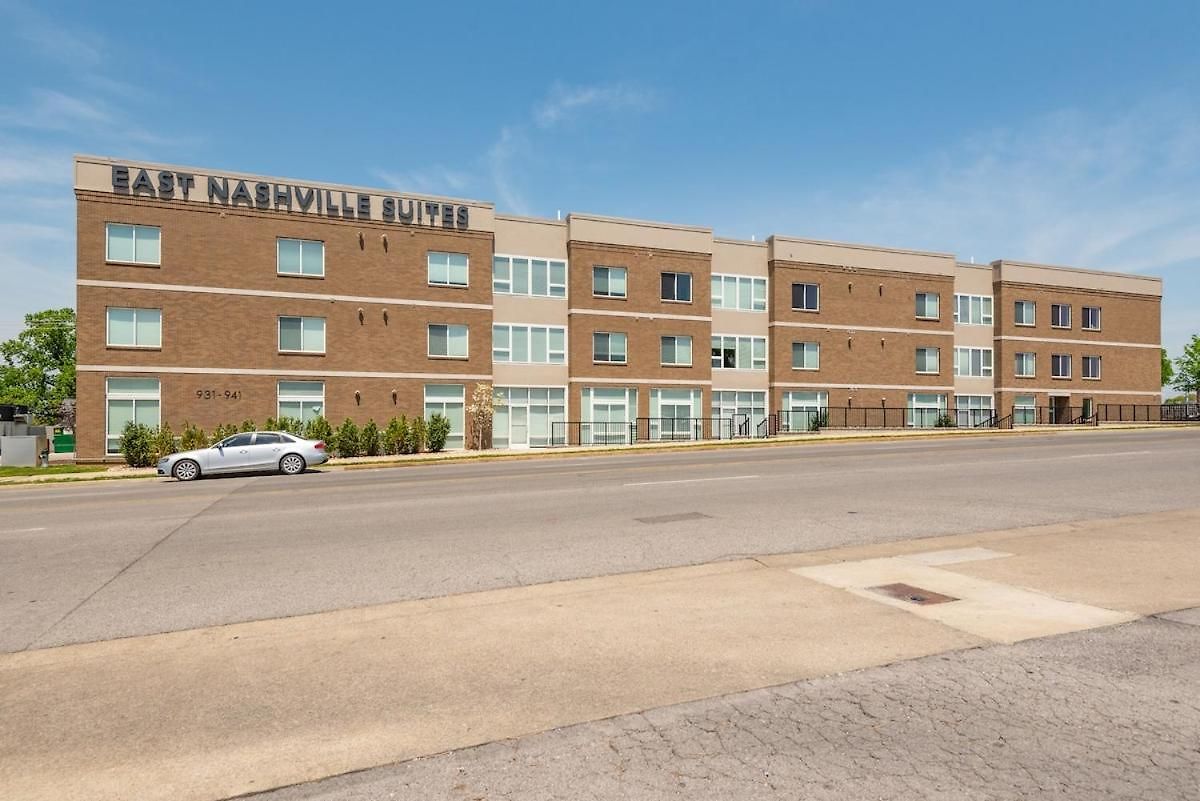 8br Group - 5 Min To Downtown *