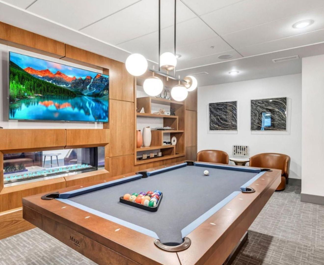 Posh Castle Pool Gym Parking Nashville