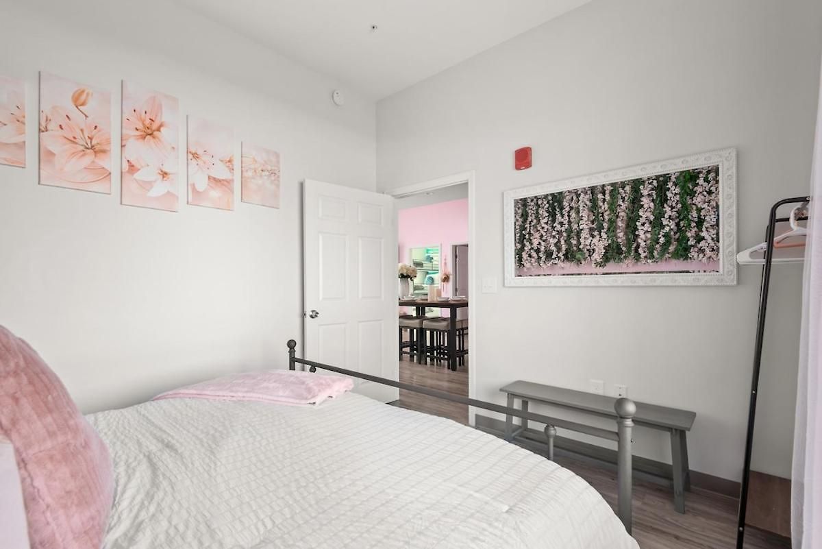 8br Group - 5 Min To Downtown Apartment *