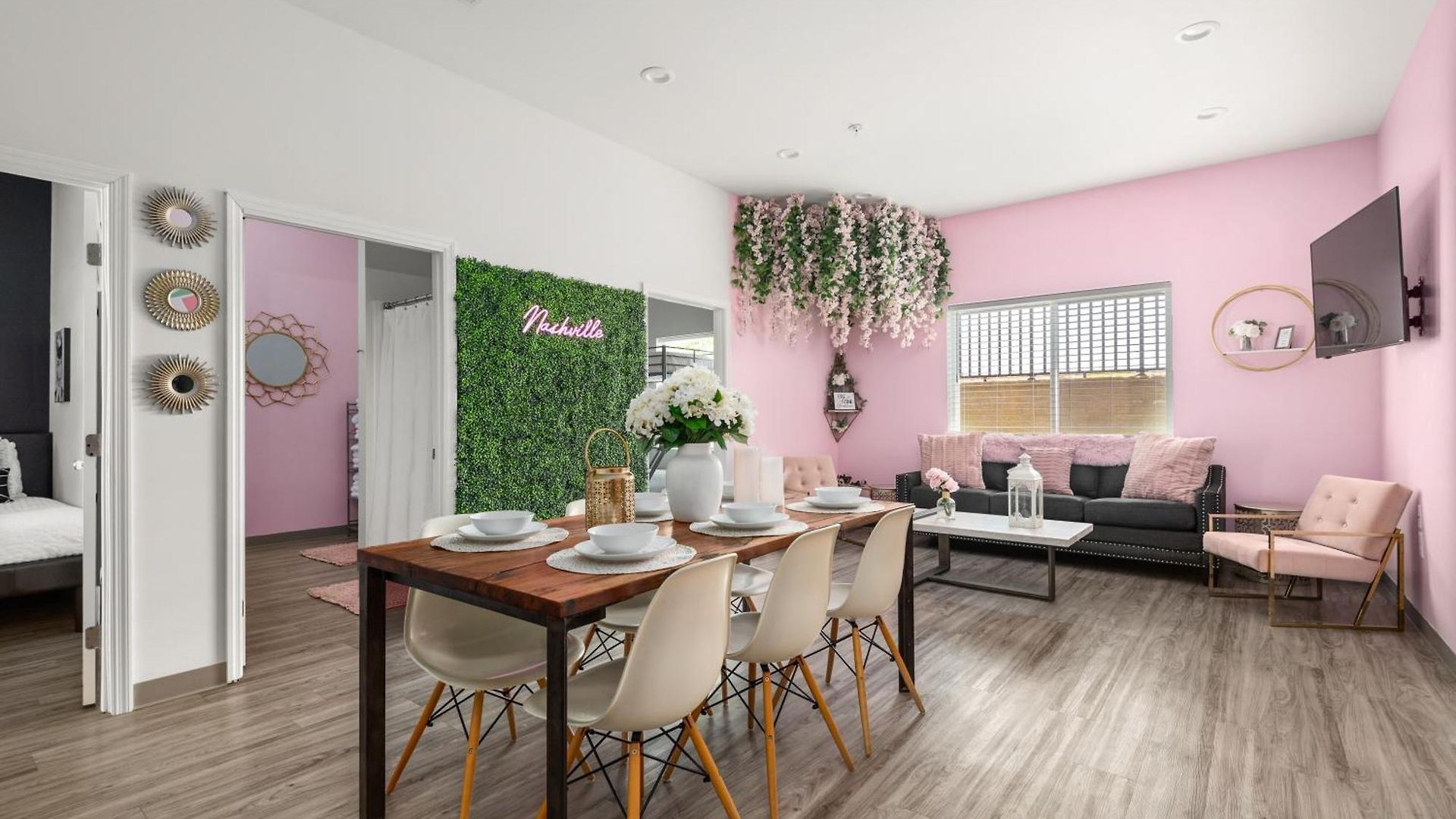8br Group - 5 Min To Downtown Apartment