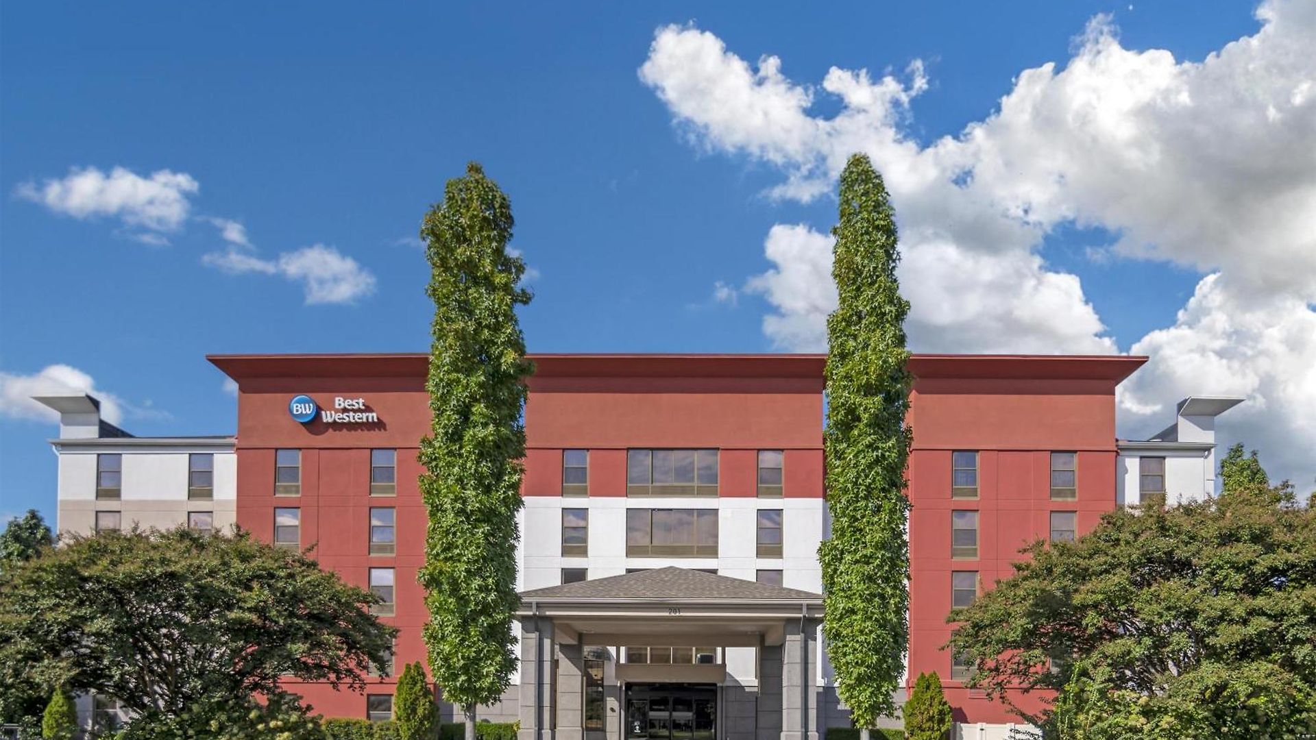 Hotel Western Near Opryland 3*