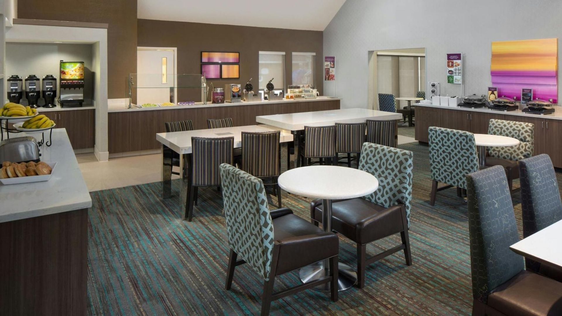 By Marriott Airport