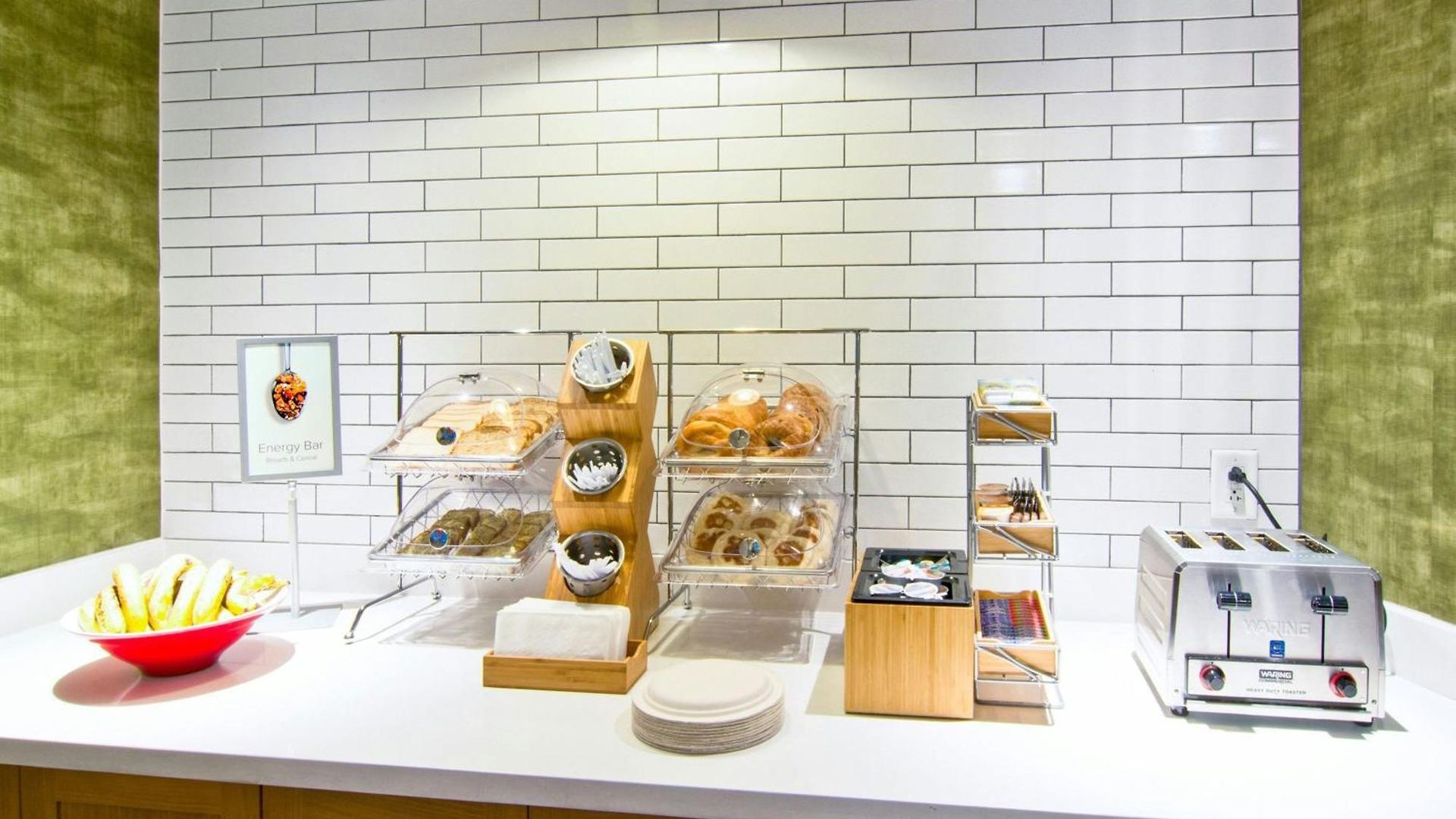 Fairfield & By Marriott Airport Hotel 3*