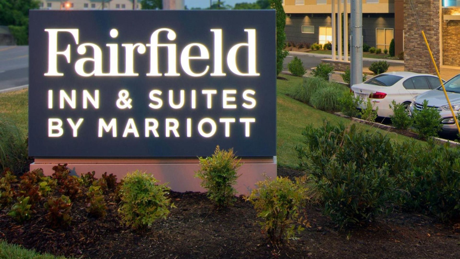 Hotel Fairfield & By Marriott Airport Nashville