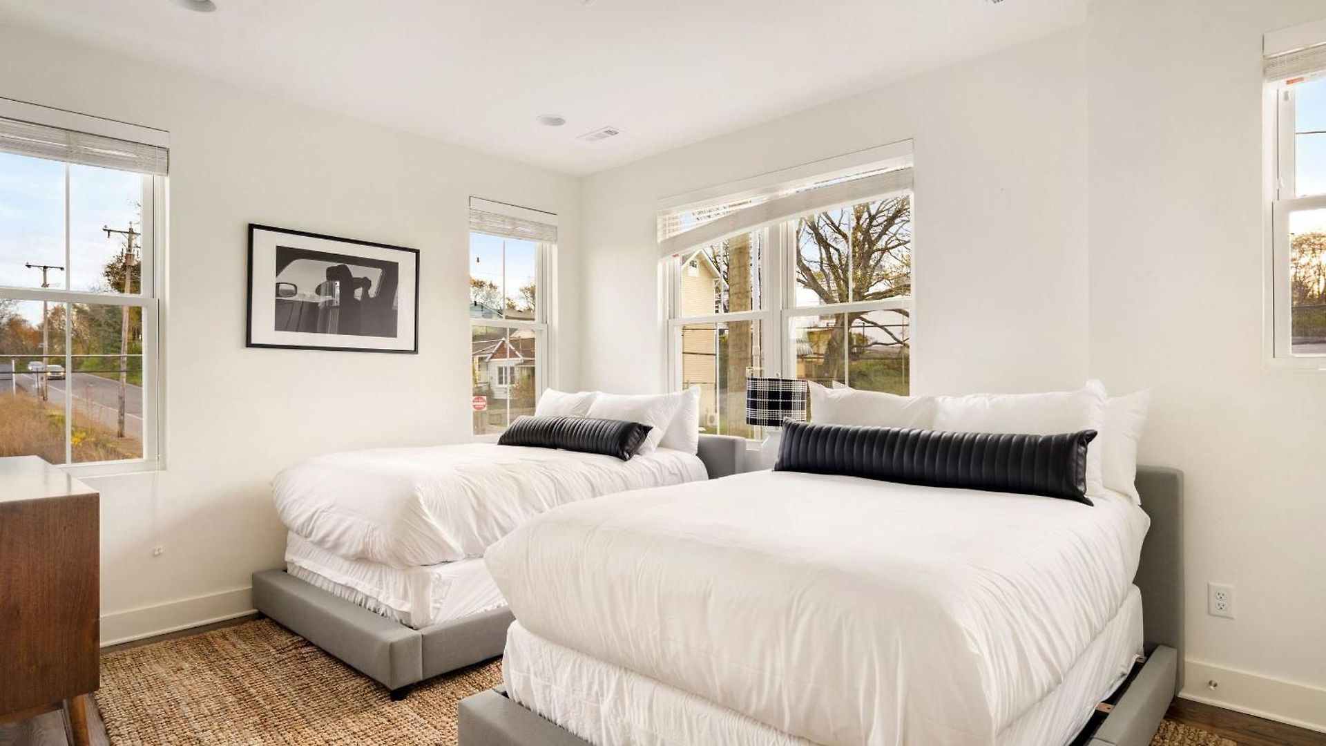 Holiday home Hart Buyout 5 By Avantstay Two Town House Buyout W Modern Amenities In Nashville