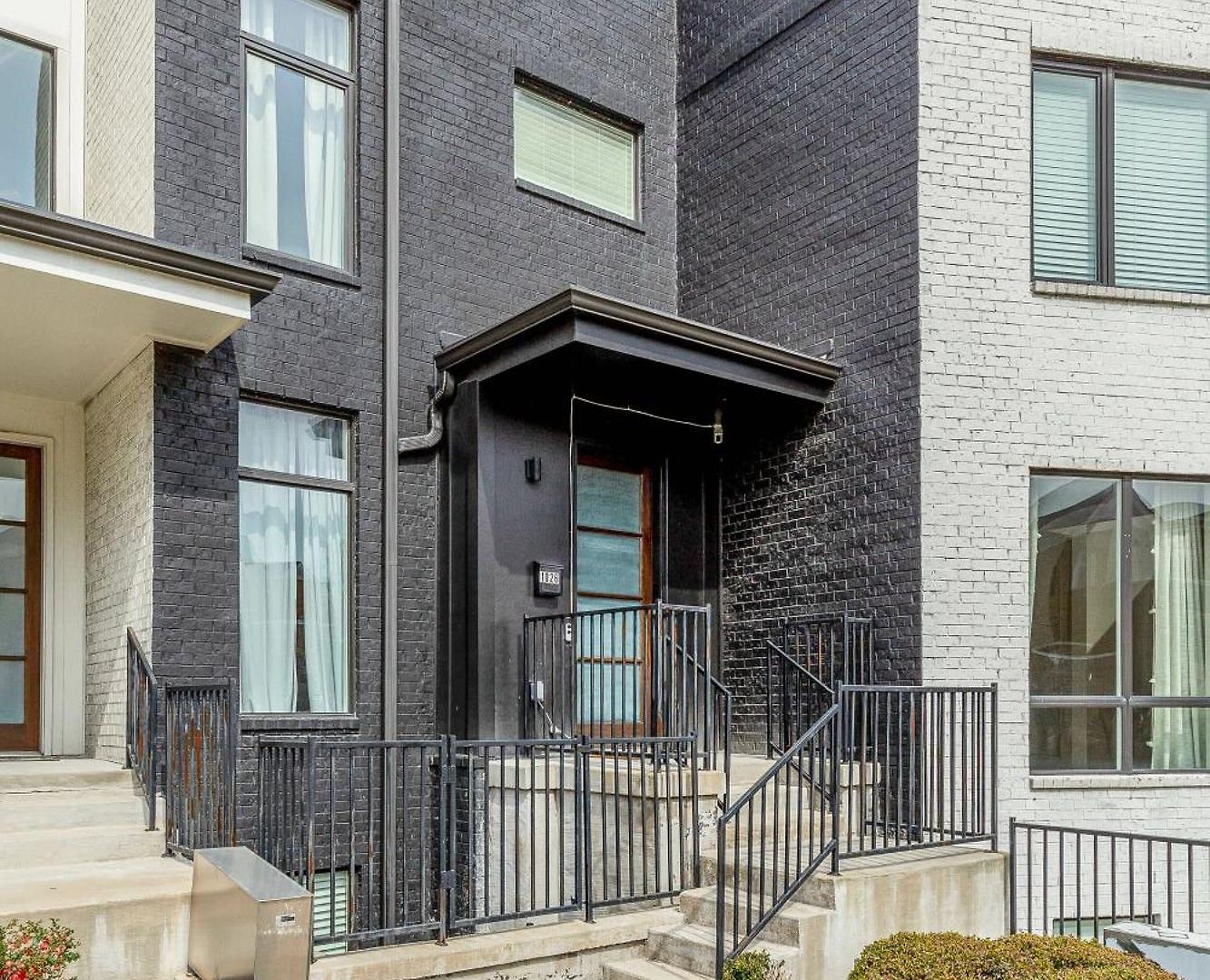 Holiday home Belmont Music Row 4 Bed, Rooftop, 10 Minutes To Dt, 24 Hour Hospitality Team, Perfect For Groups, 7 Miles To Airport *