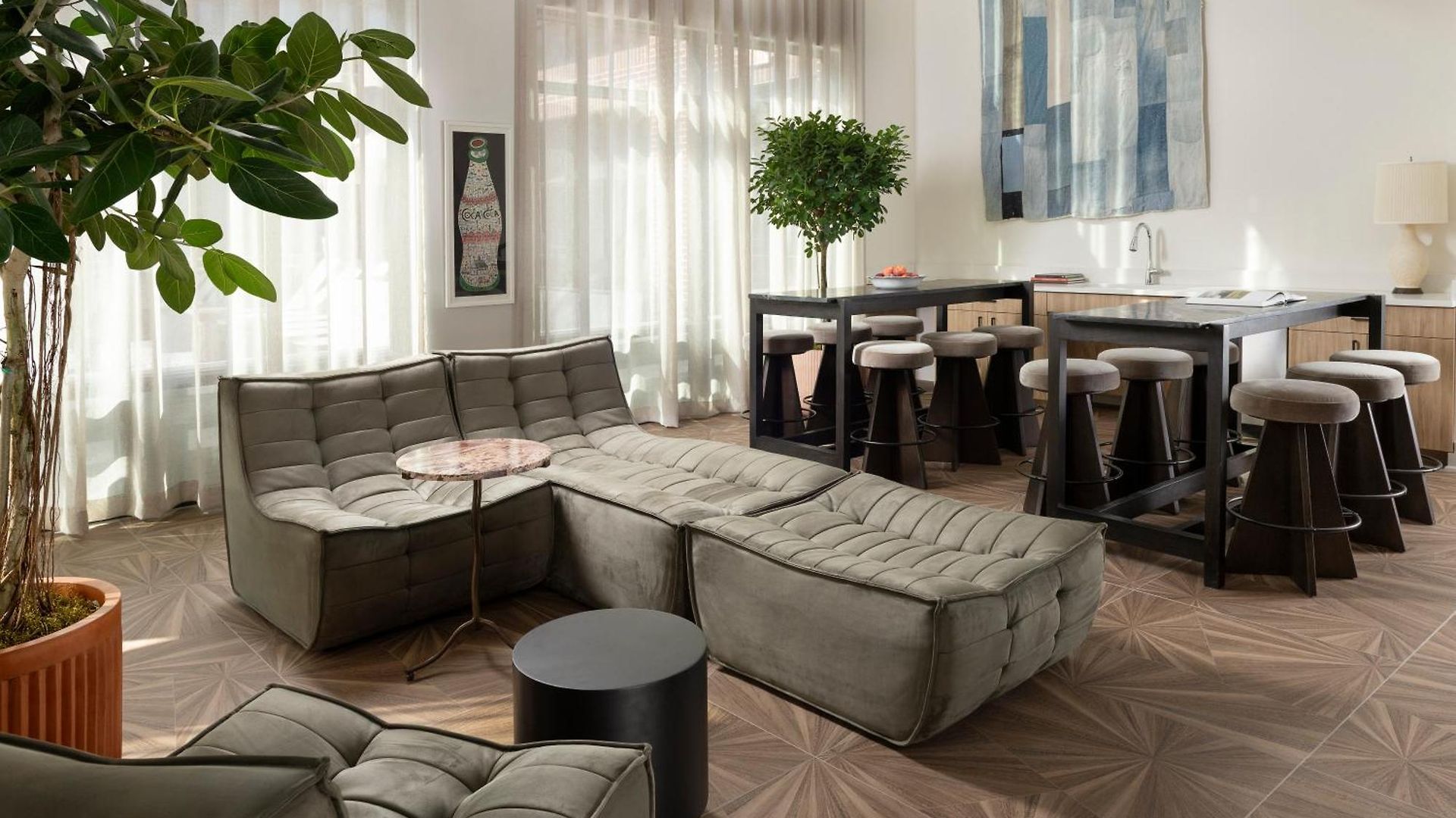 Mint House Marathon Village By Kasa Hotel