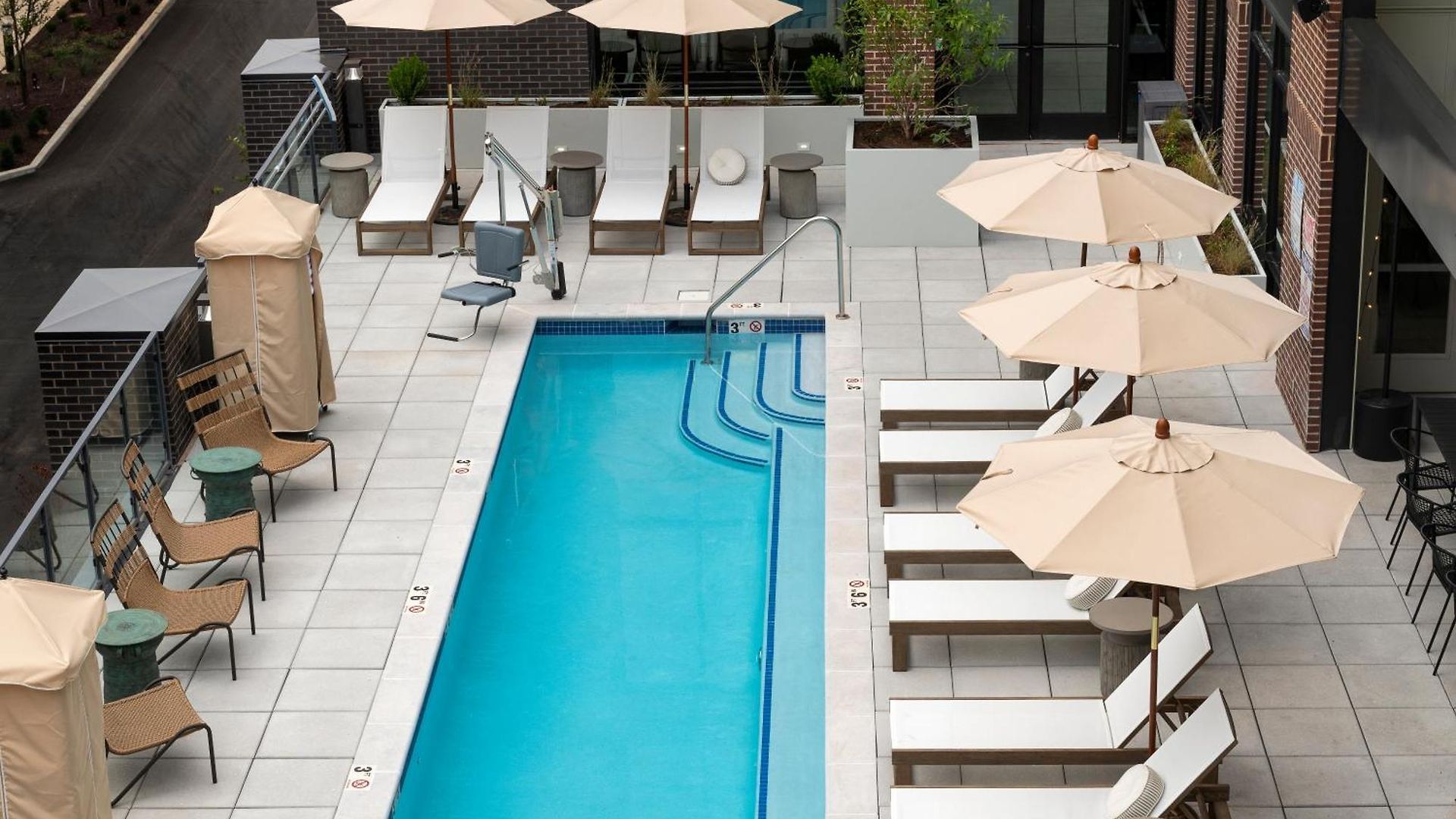 Hotel Mint House Marathon Village By Kasa