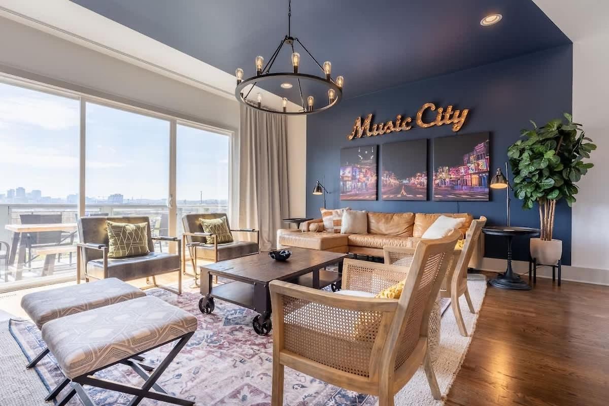Holiday home Bustling Broadway By Local *