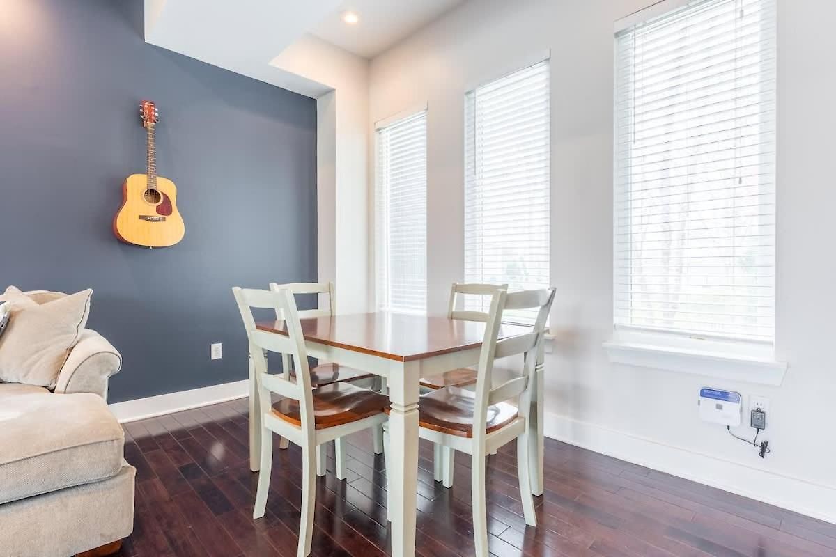 The Taylor By Local