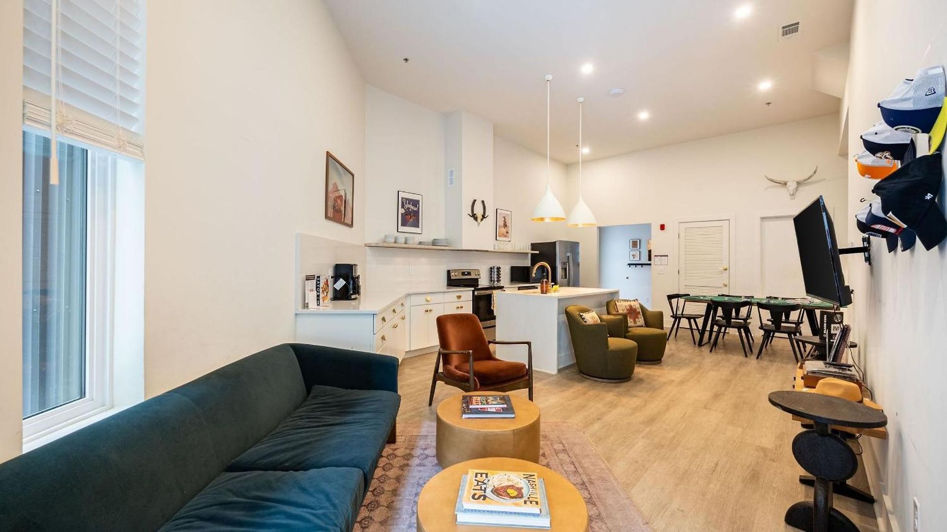 Holiday home Outrider Buyout - 2 Units By Avantstay