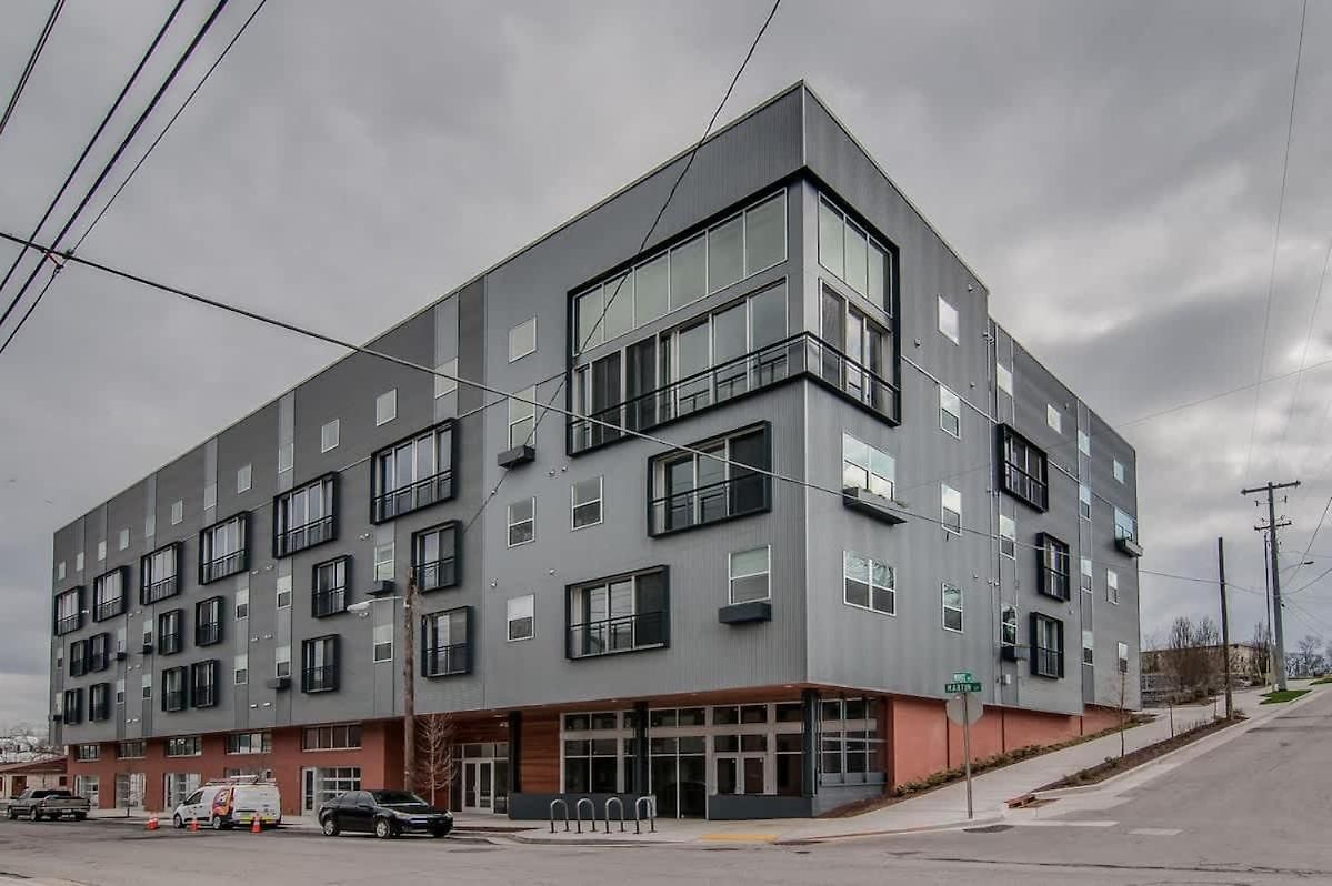 The Houston Flat - Monthly Furnished Rental! By Local Nashville