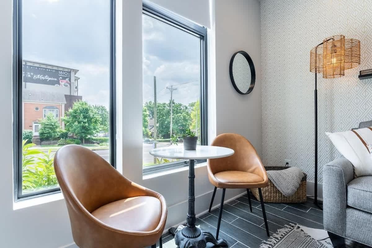 The Commodore By Local * Nashville