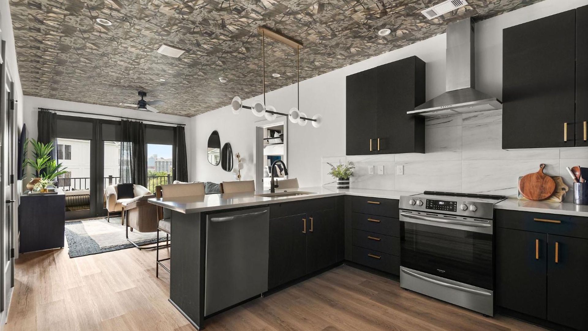 Modern Townhouse Near Vandy And Parthenon Nashville