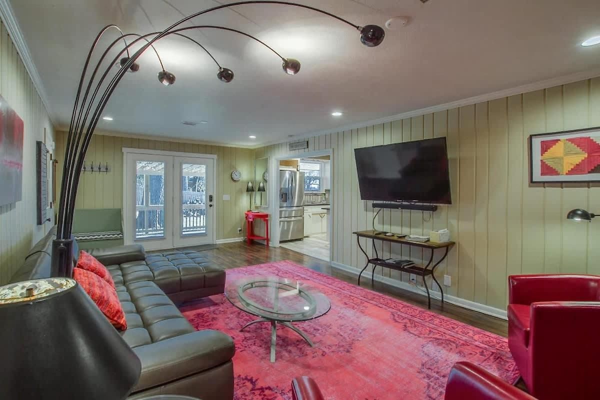 The Graycroft By Local Nashville