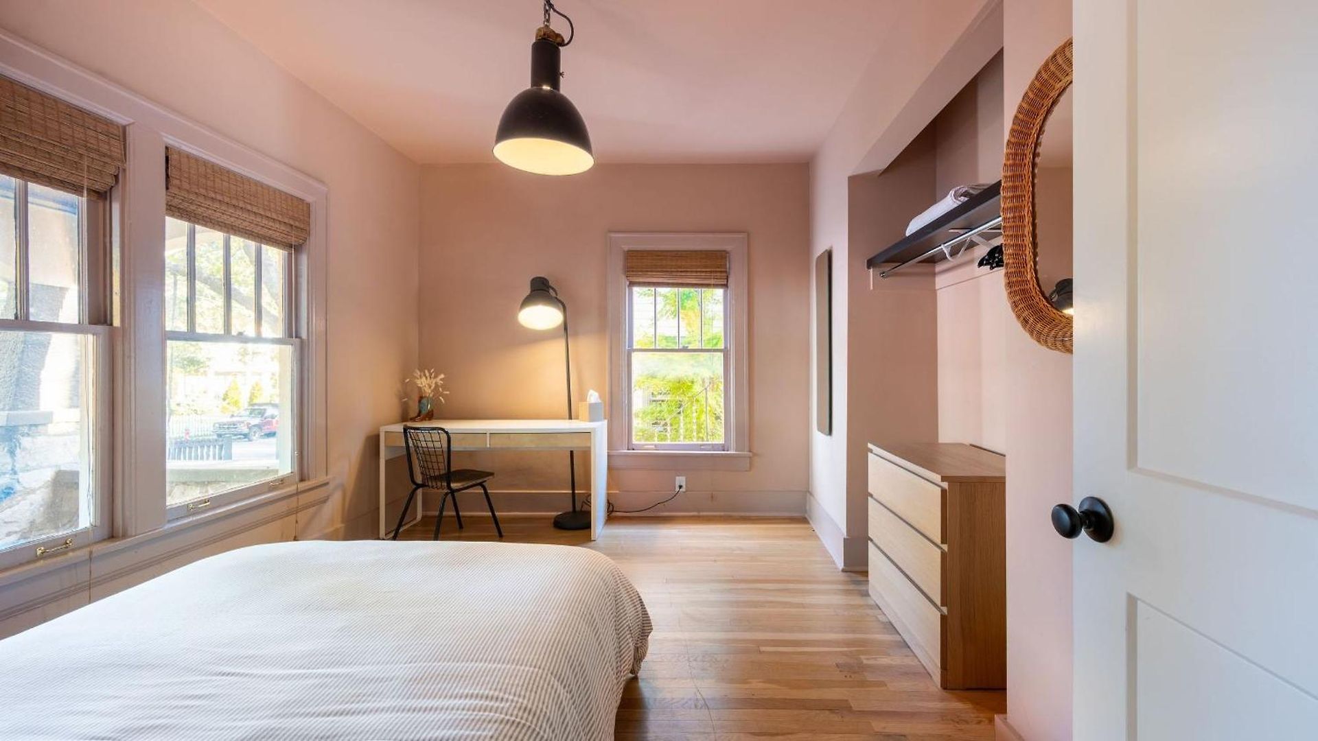 Chapel House By Avantstay Nashville