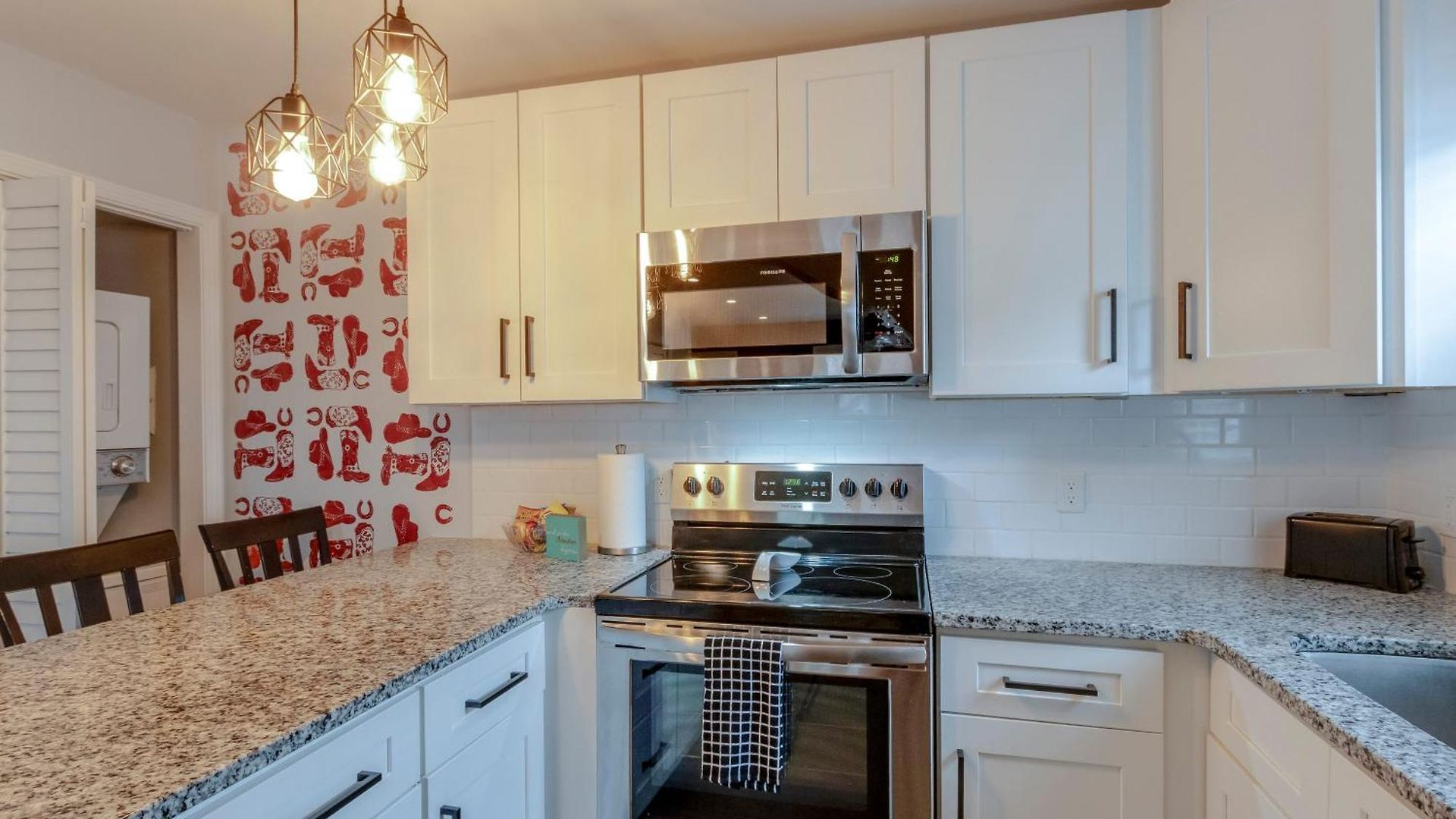 The Cash- 9 Mins To Downtown, Walk To Vandy! Holiday home *