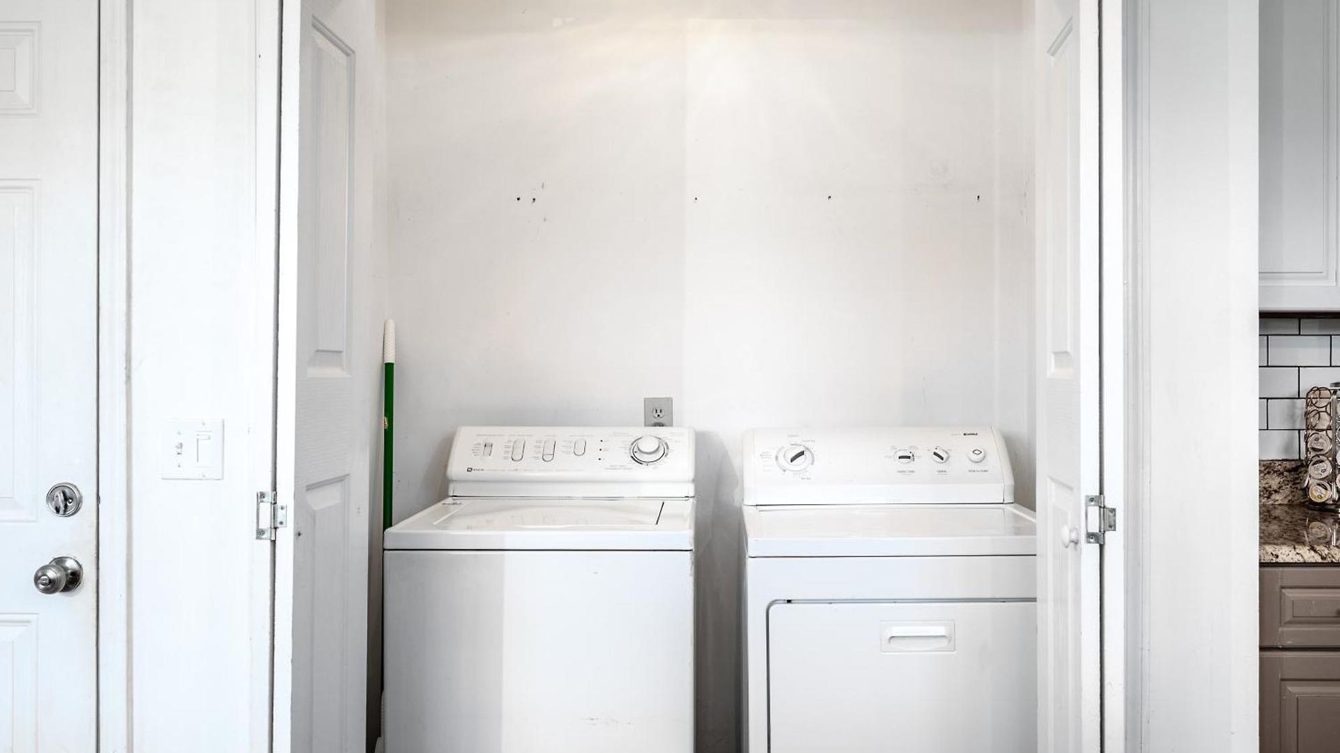 3br Lakefront In With Bbq & Hot Tub Nashville