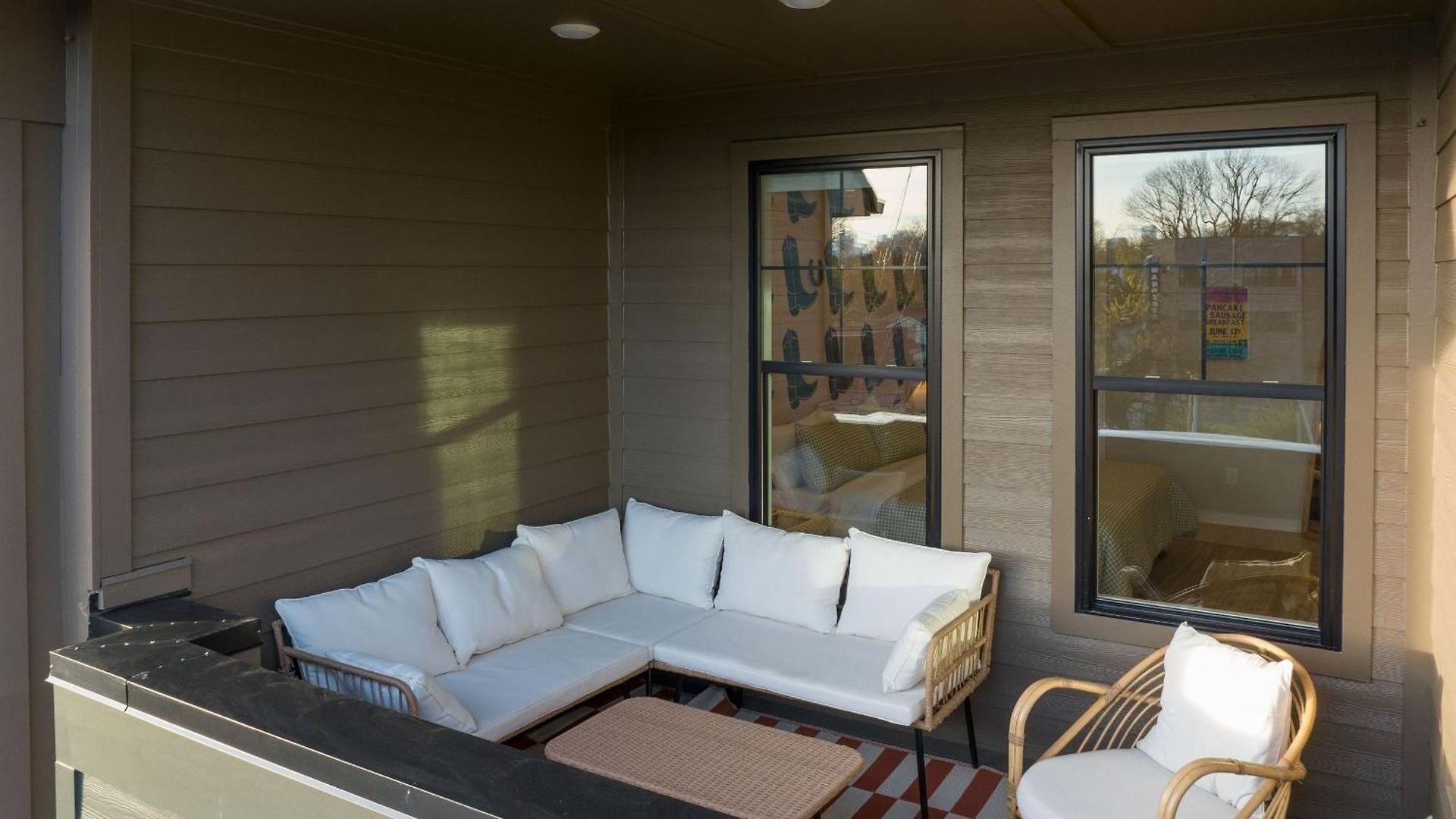 Newly Built 4bdr Townhome W Balcony Minutes To Broadway Lischey By Avantstay Holiday home Nashville