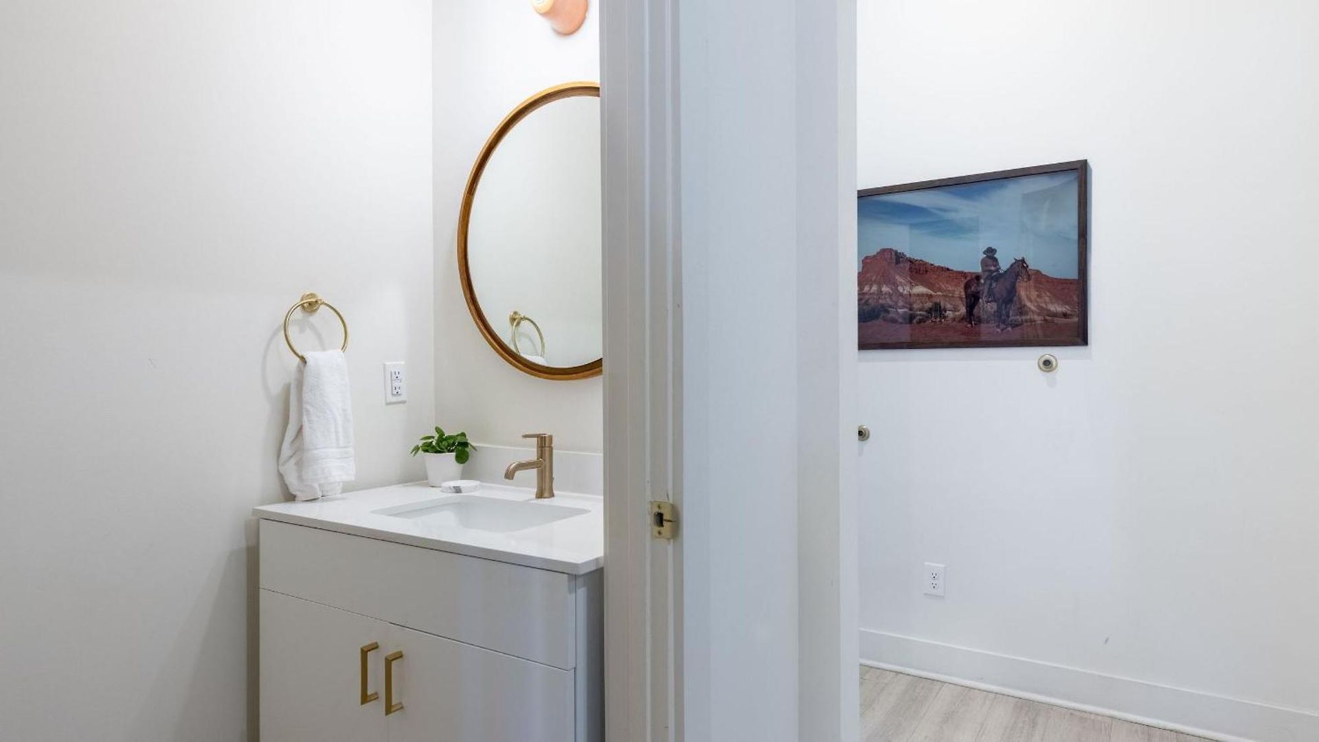 Outrider Buyout - 2 Units By Avantstay Nashville