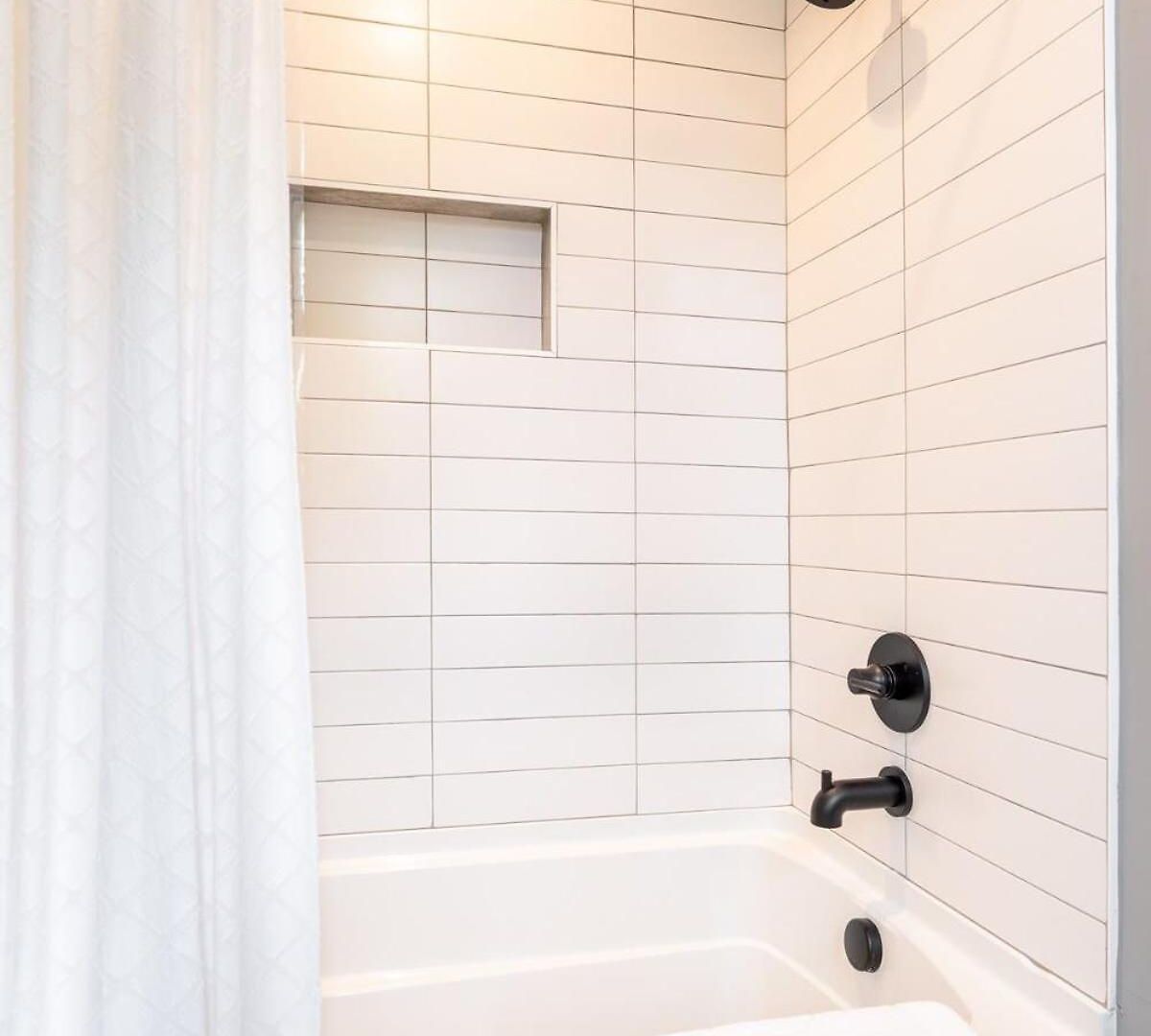 Holiday home The Jasmine On Wedgewood By Local Nashville