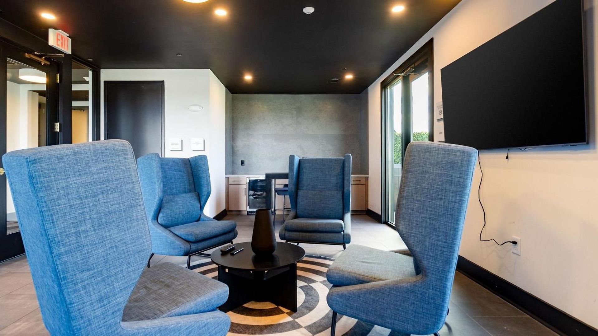Apartment Lindsley By Avantstay