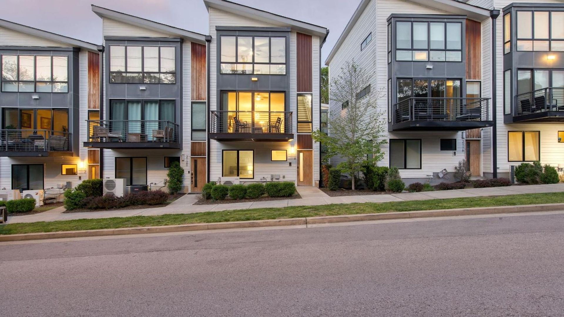 9th Avenue By Avantstay Holiday home Nashville