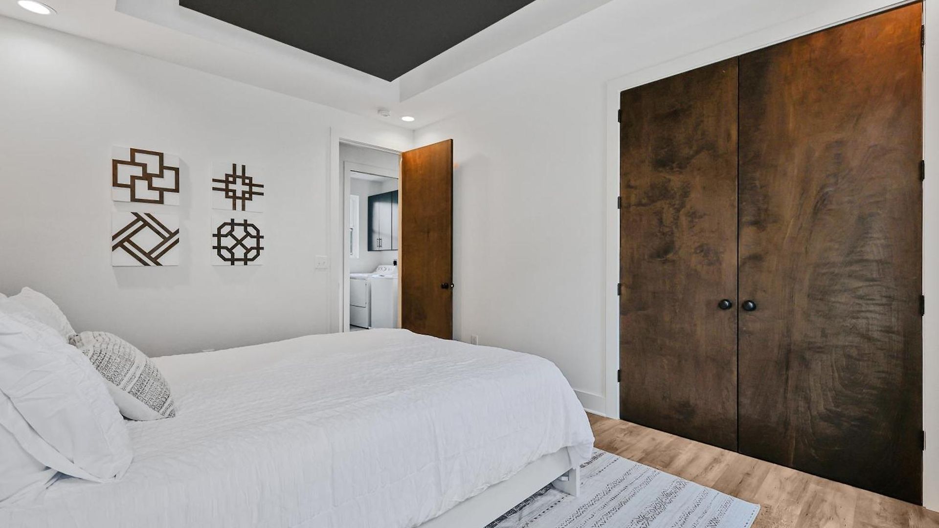 New Modern 4br Extended - Fully Equipped - Workspace - Parking Nashville