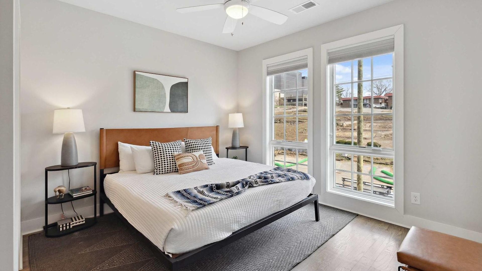 West End Oasis-new Building & Rooftop Views *