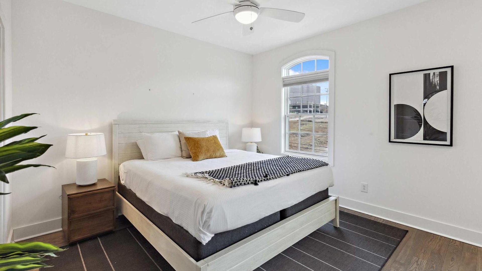 West End Oasis-new Building & Rooftop Views Nashville